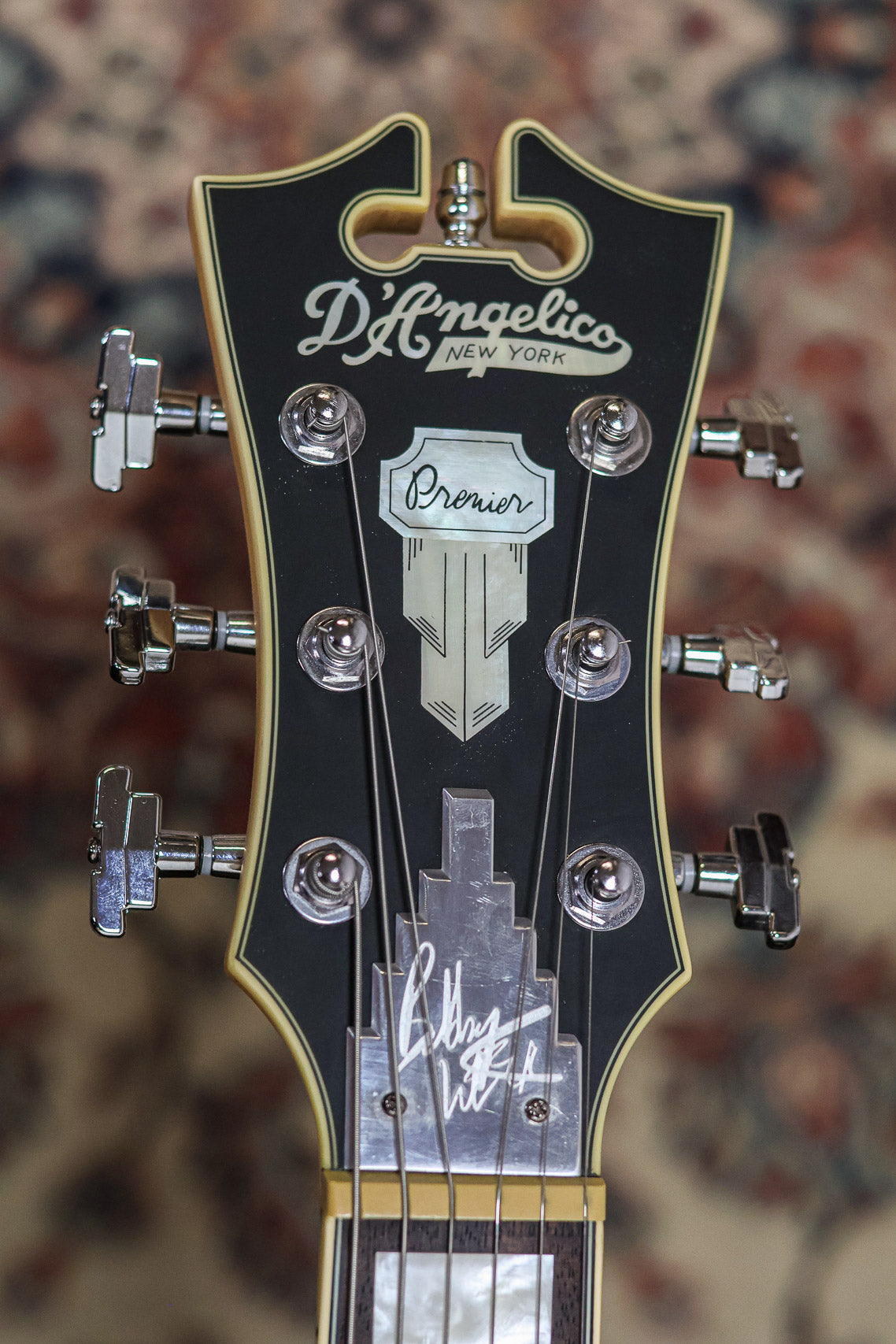 D'Angelico Deluxe Bob Weir Bedford | Matte Stone