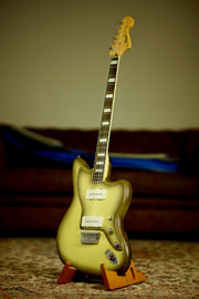 Squier Vintage Modified Baritone Jazzmaster | Antigua