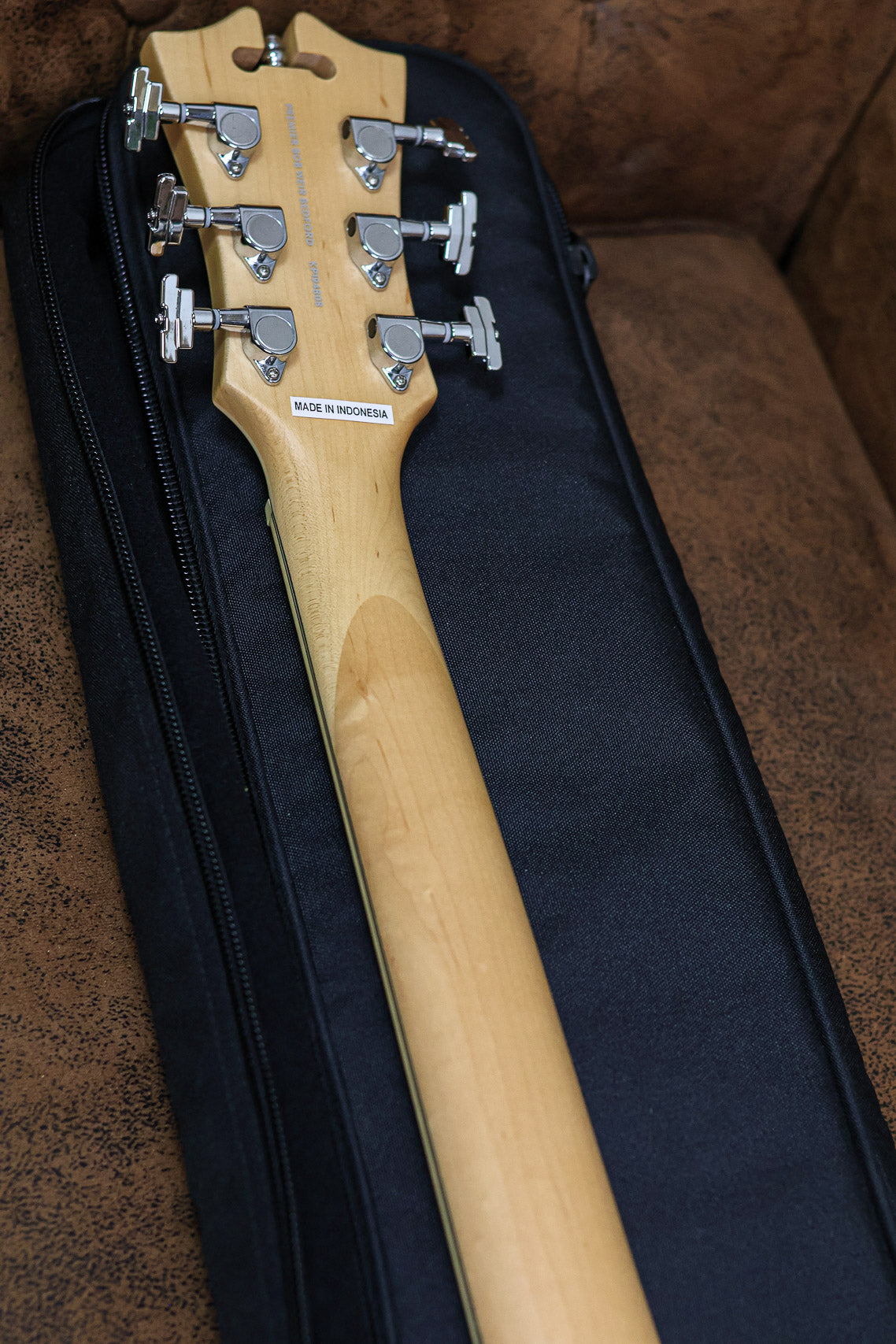 D'Angelico Deluxe Bob Weir Bedford | Matte Stone