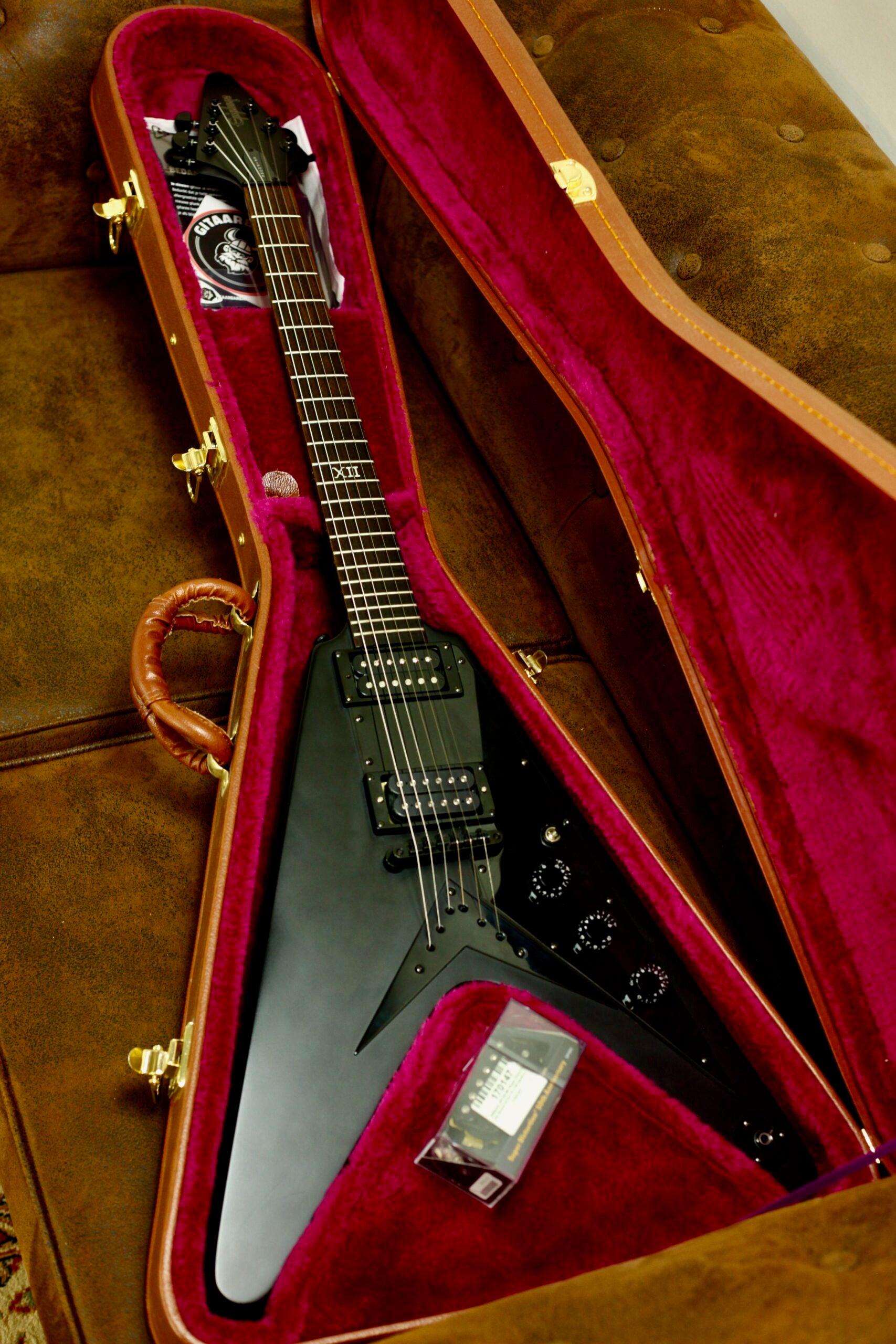 Epihpone Goth '58 Flying V 2002 | Pitch Black