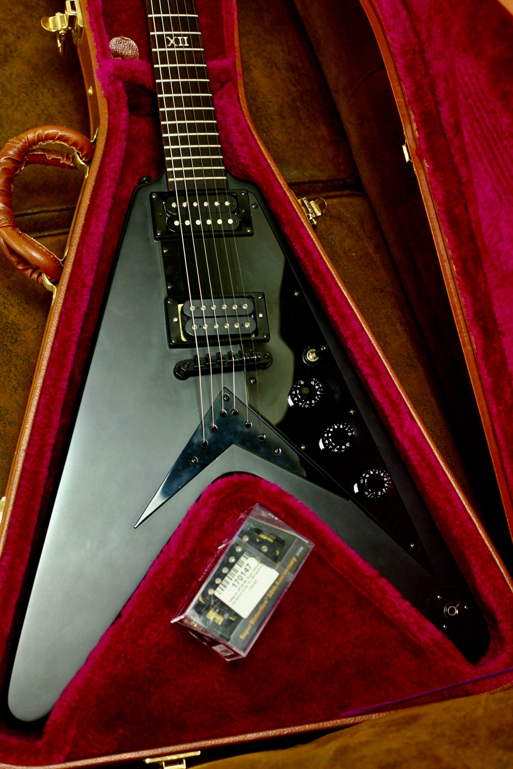 Epihpone Goth '58 Flying V 2002 | Pitch Black