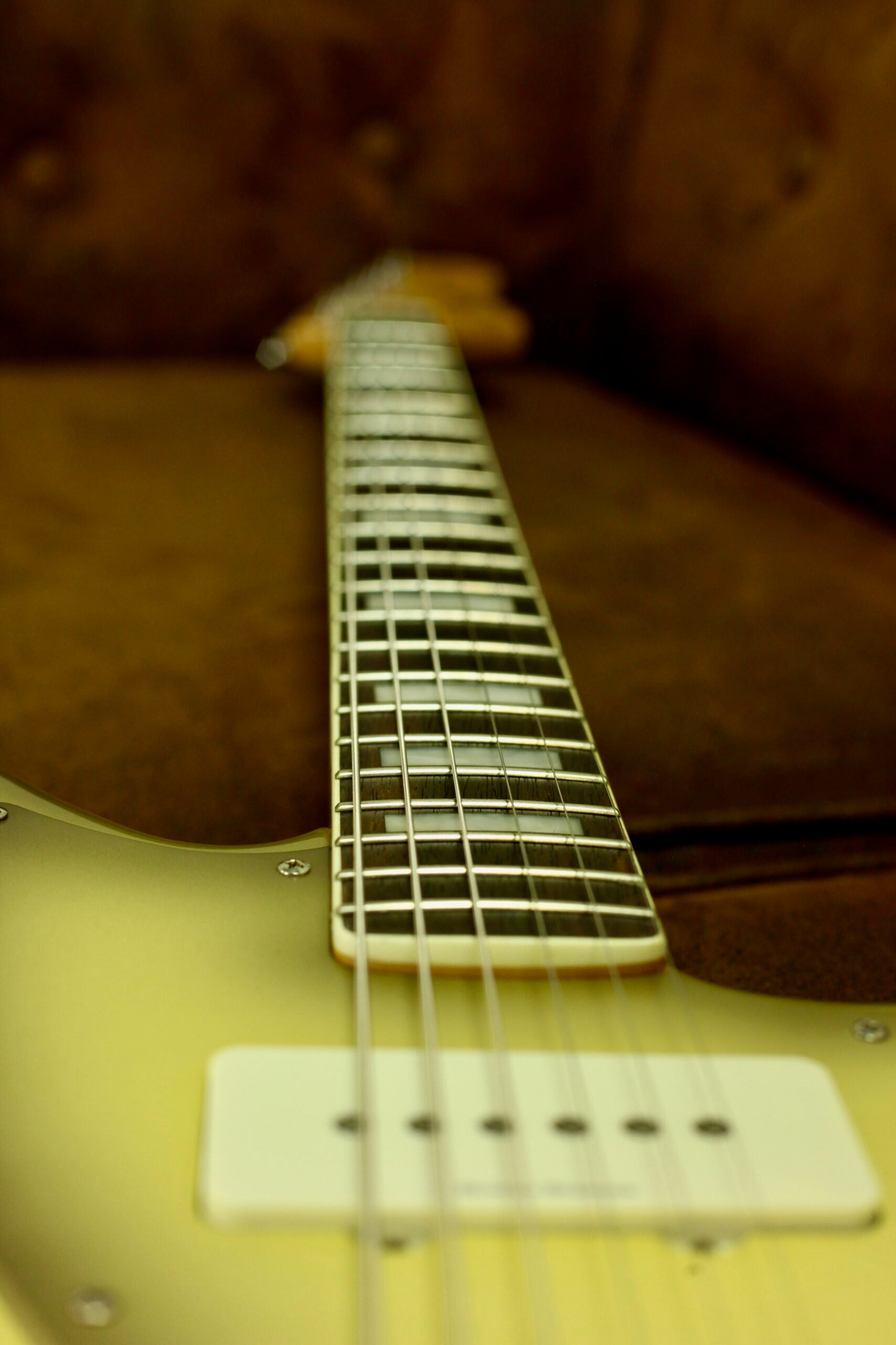 Squier Vintage Modified Baritone Jazzmaster | Antigua