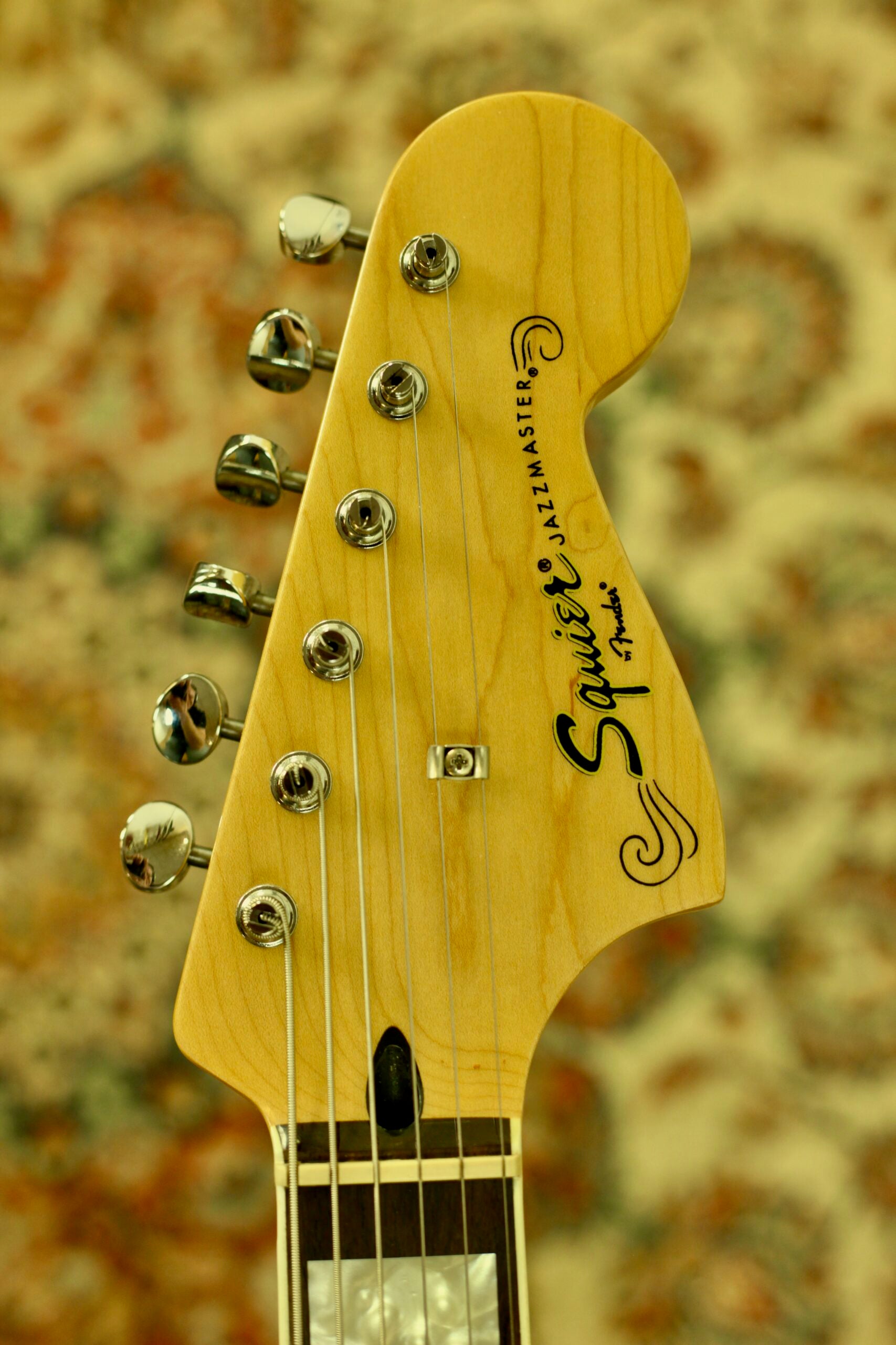 Squier Vintage Modified Baritone Jazzmaster | Antigua