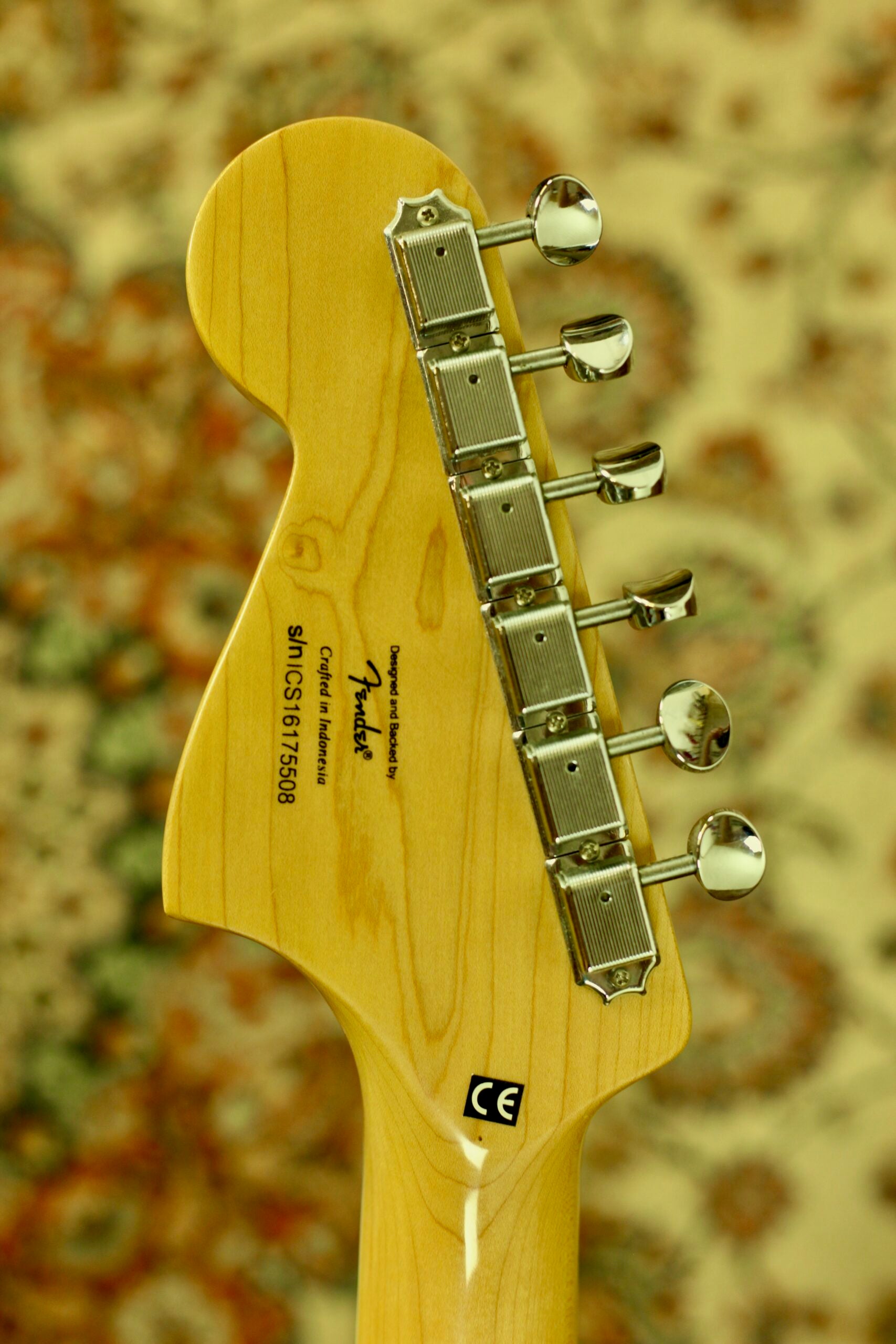 Squier Vintage Modified Baritone Jazzmaster | Antigua