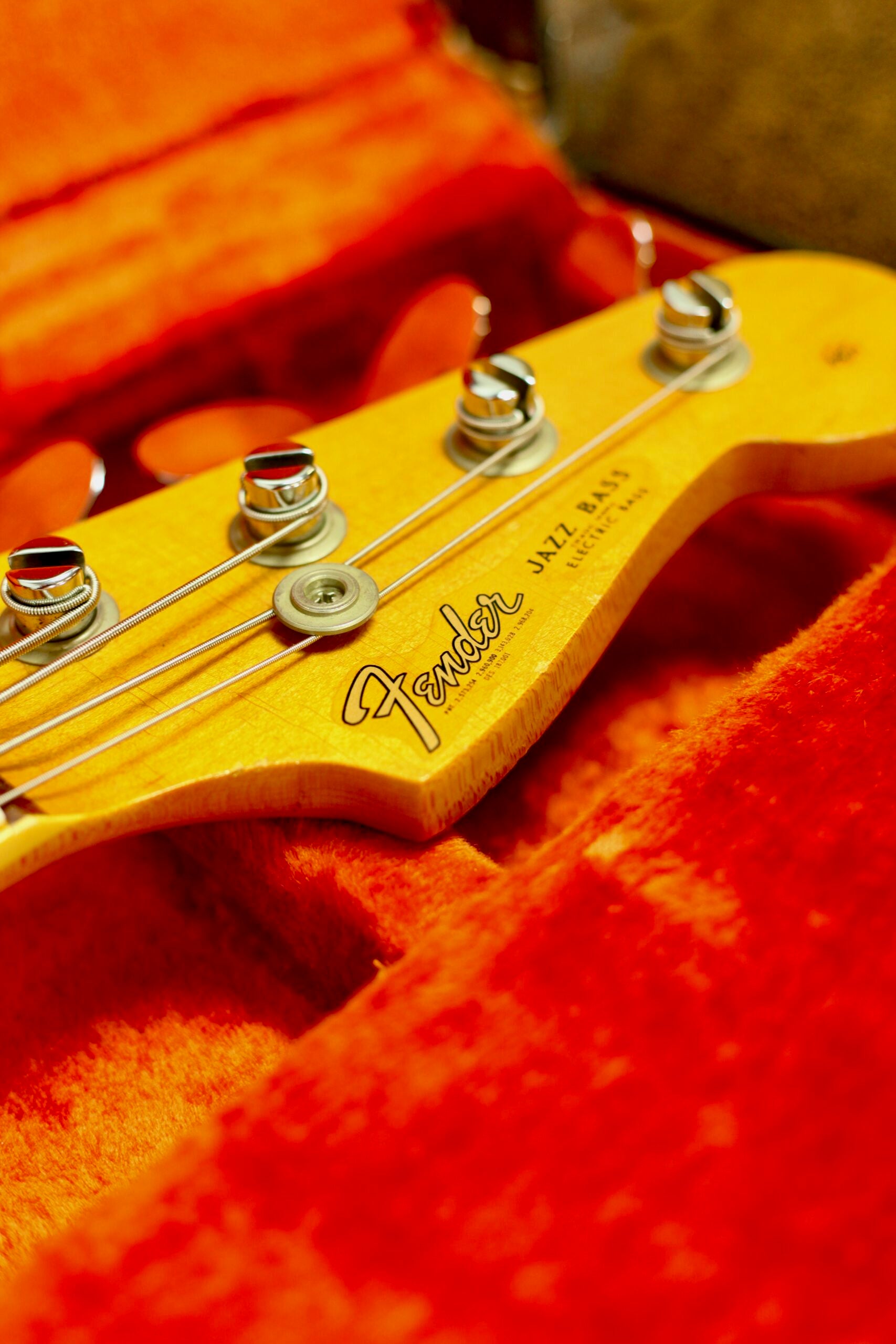 Fender Jazz Bass 1968 4.060kg | 3-Tone Sunburst