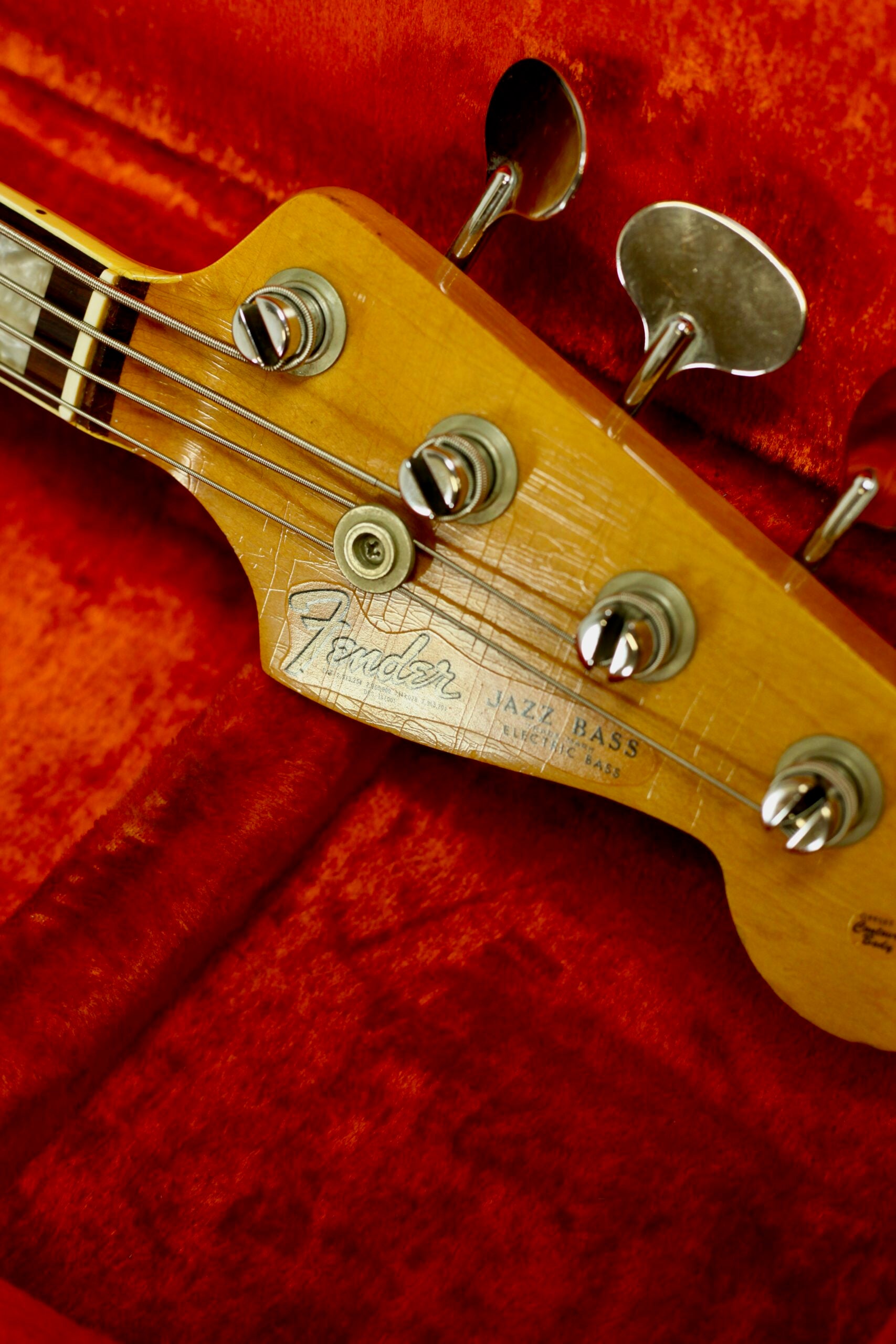 Fender Jazz Bass 1968 4.060kg | 3-Tone Sunburst
