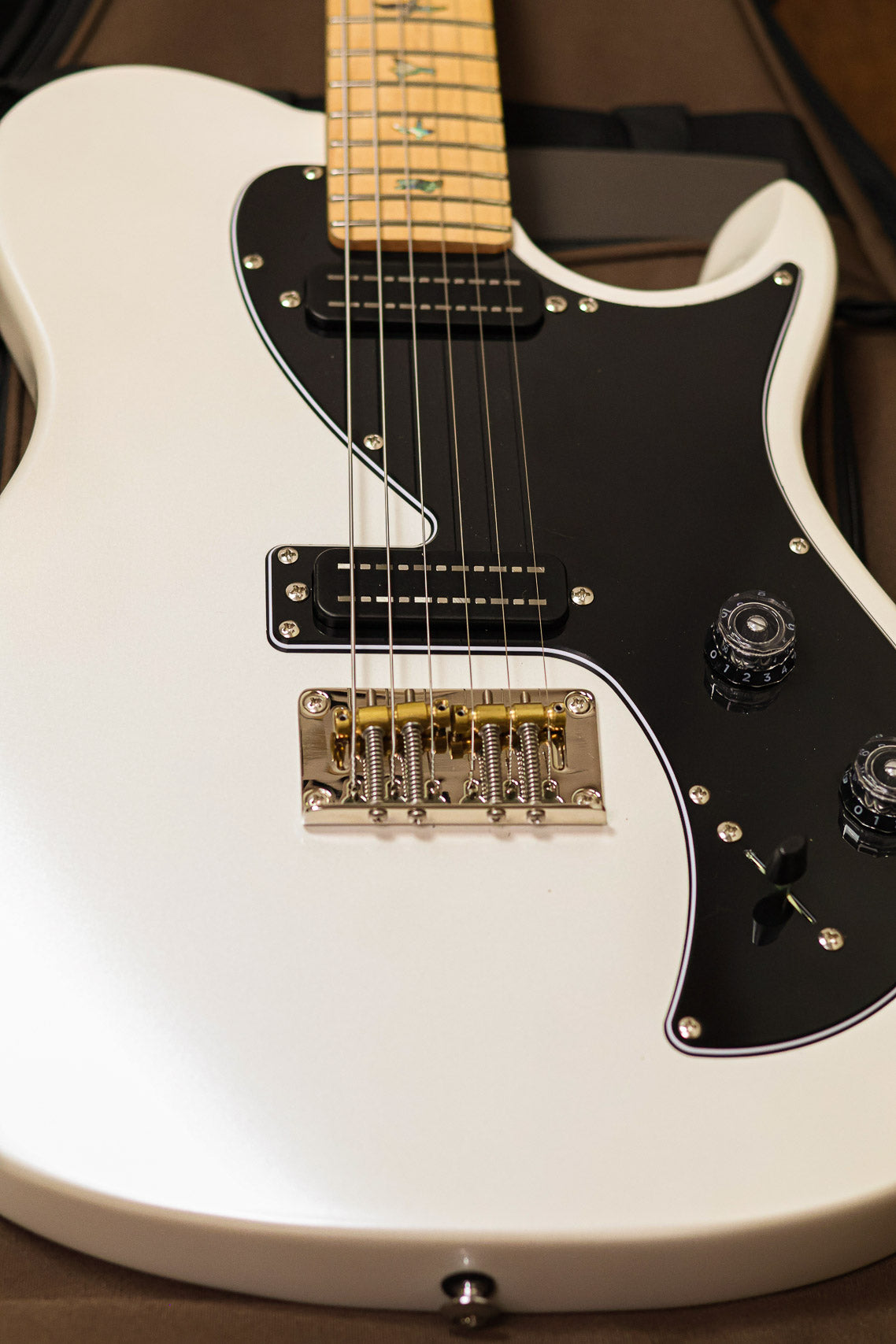 PRS SE NF53 | Satin White
