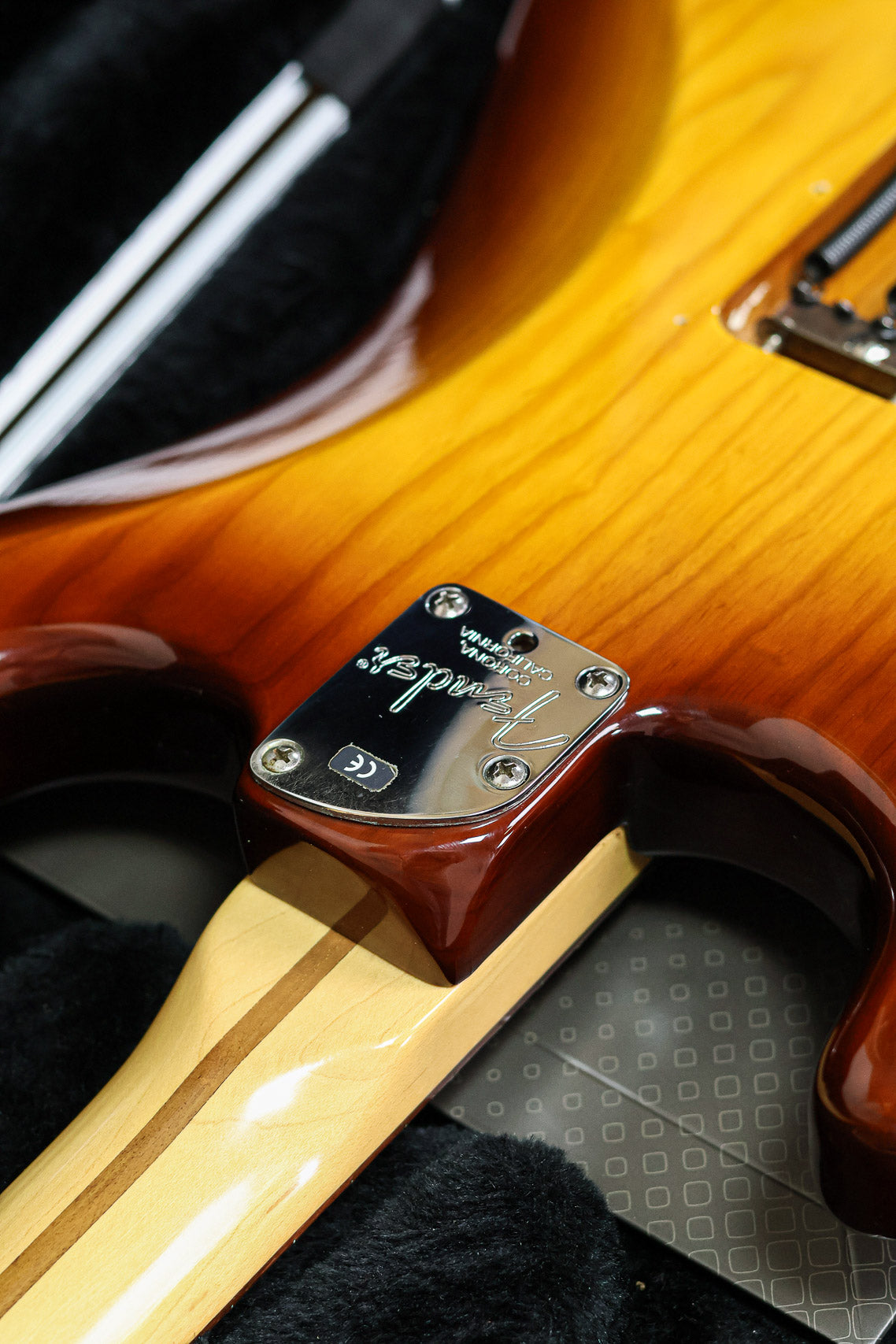 Fender American Deluxe Stratocaster 2005 | 3-Color Sunburst