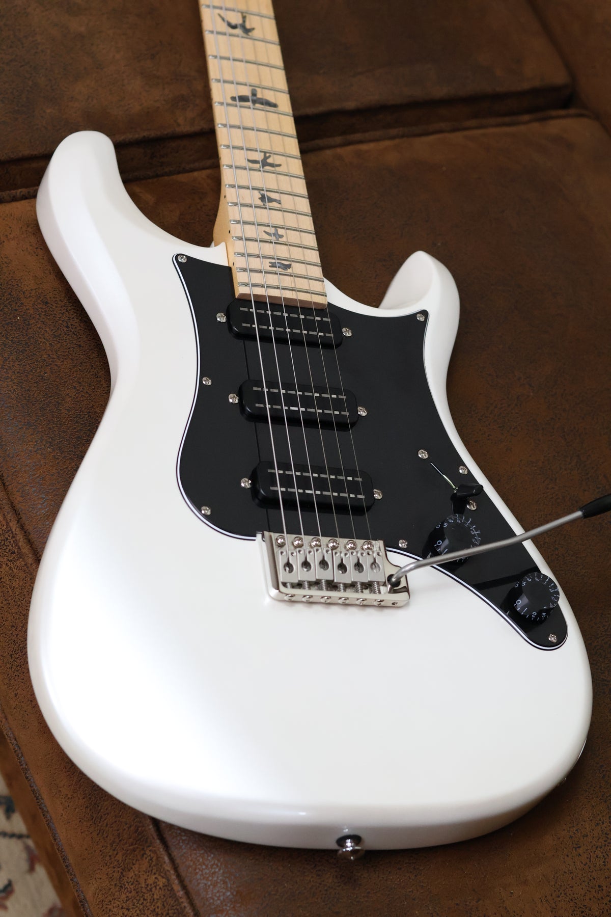 PRS SE NF3 2025 | Pearl White
