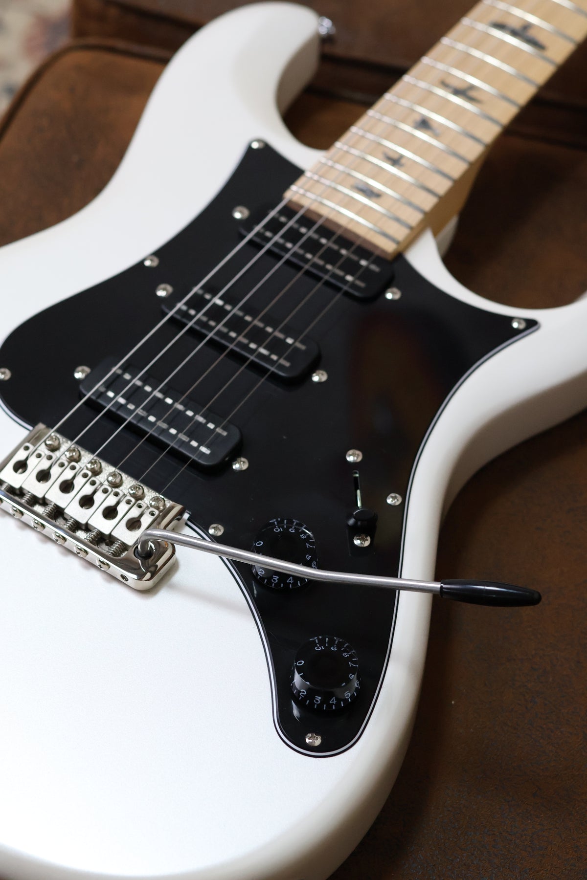 PRS SE NF3 2025 | Pearl White