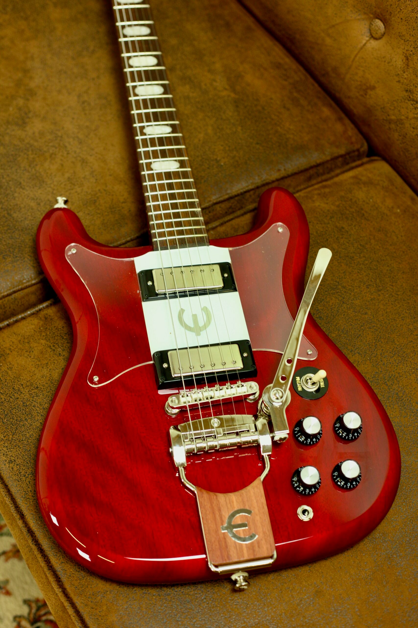 Epiphone Crestwood Custom | Cherry