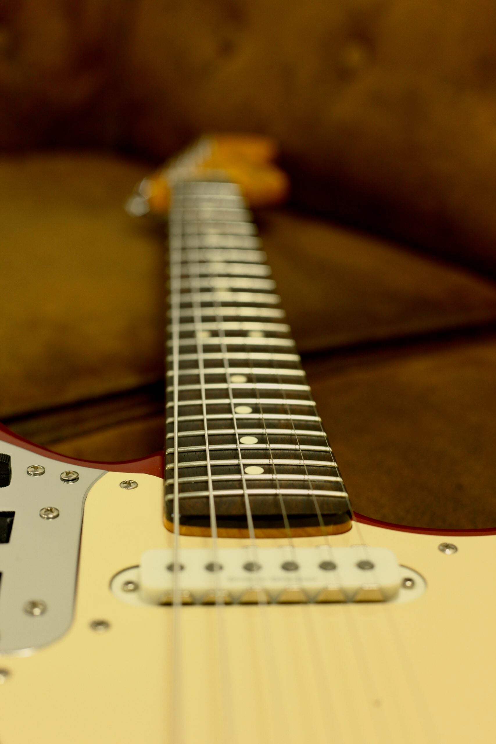 Squier Vintage Modified Jaguar | Candy Apple Red