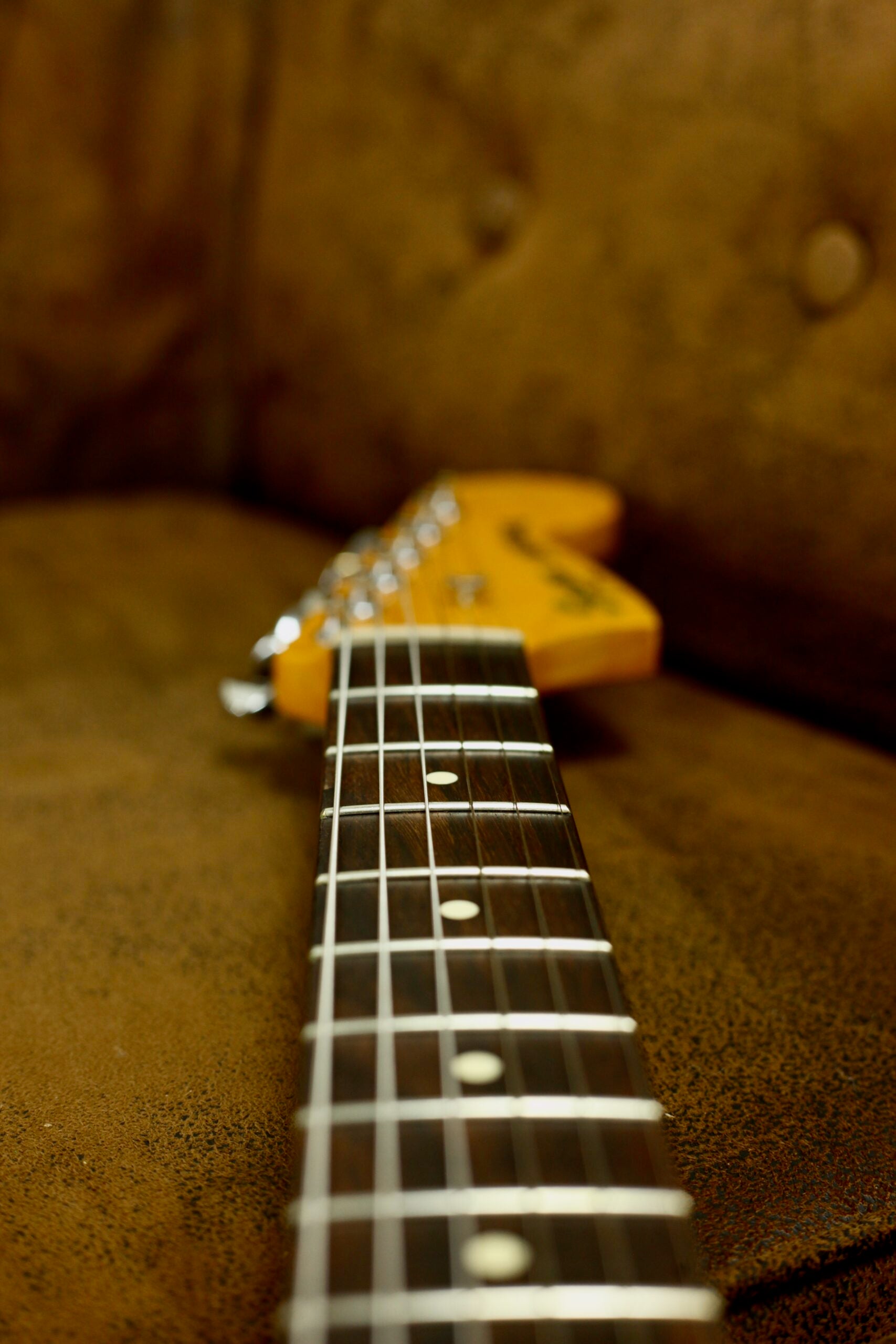 Squier Vintage Modified Jaguar | Candy Apple Red