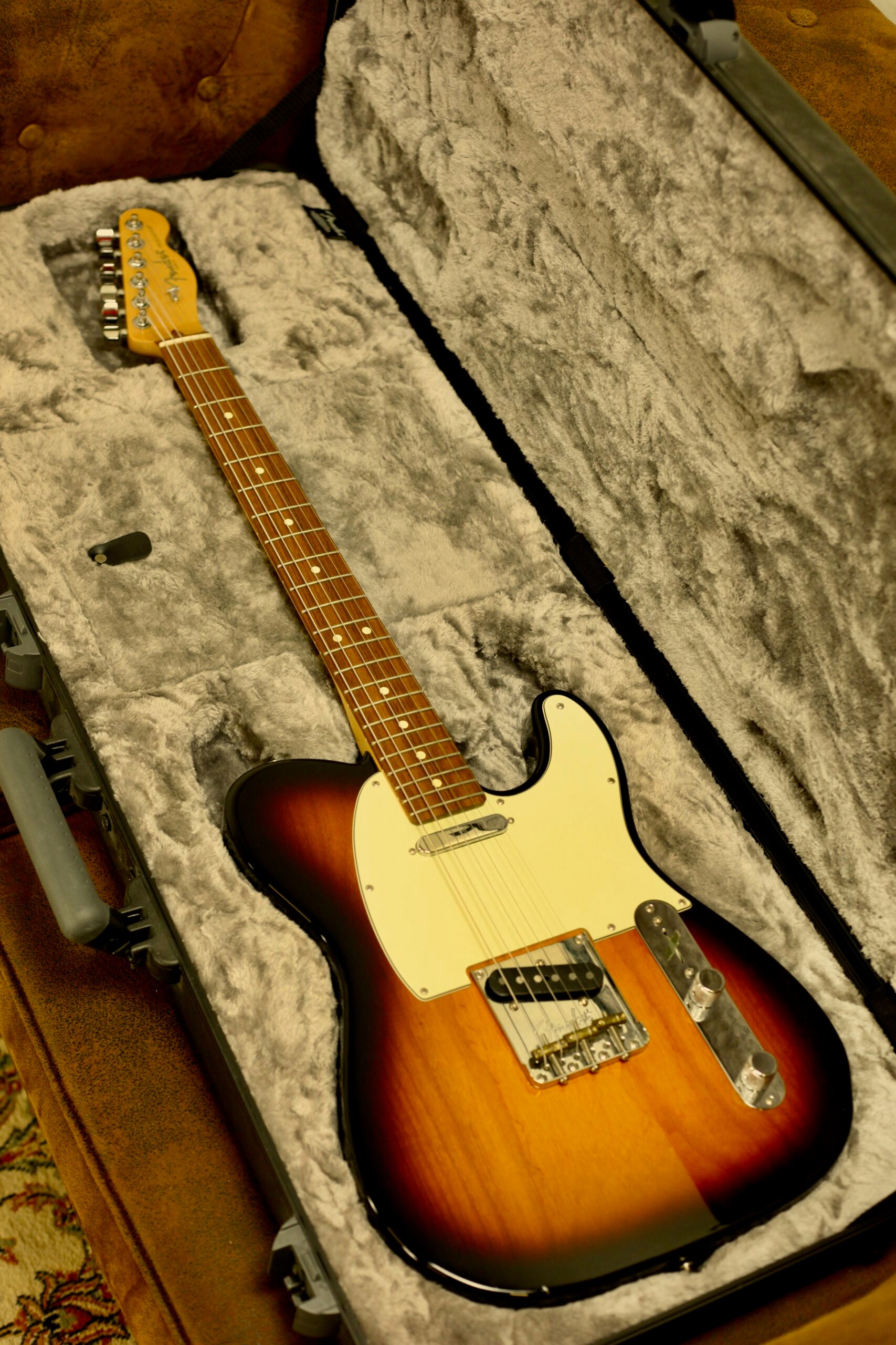 Fender American Pro Telecaster RW 2016 | 2-Color Sunburst