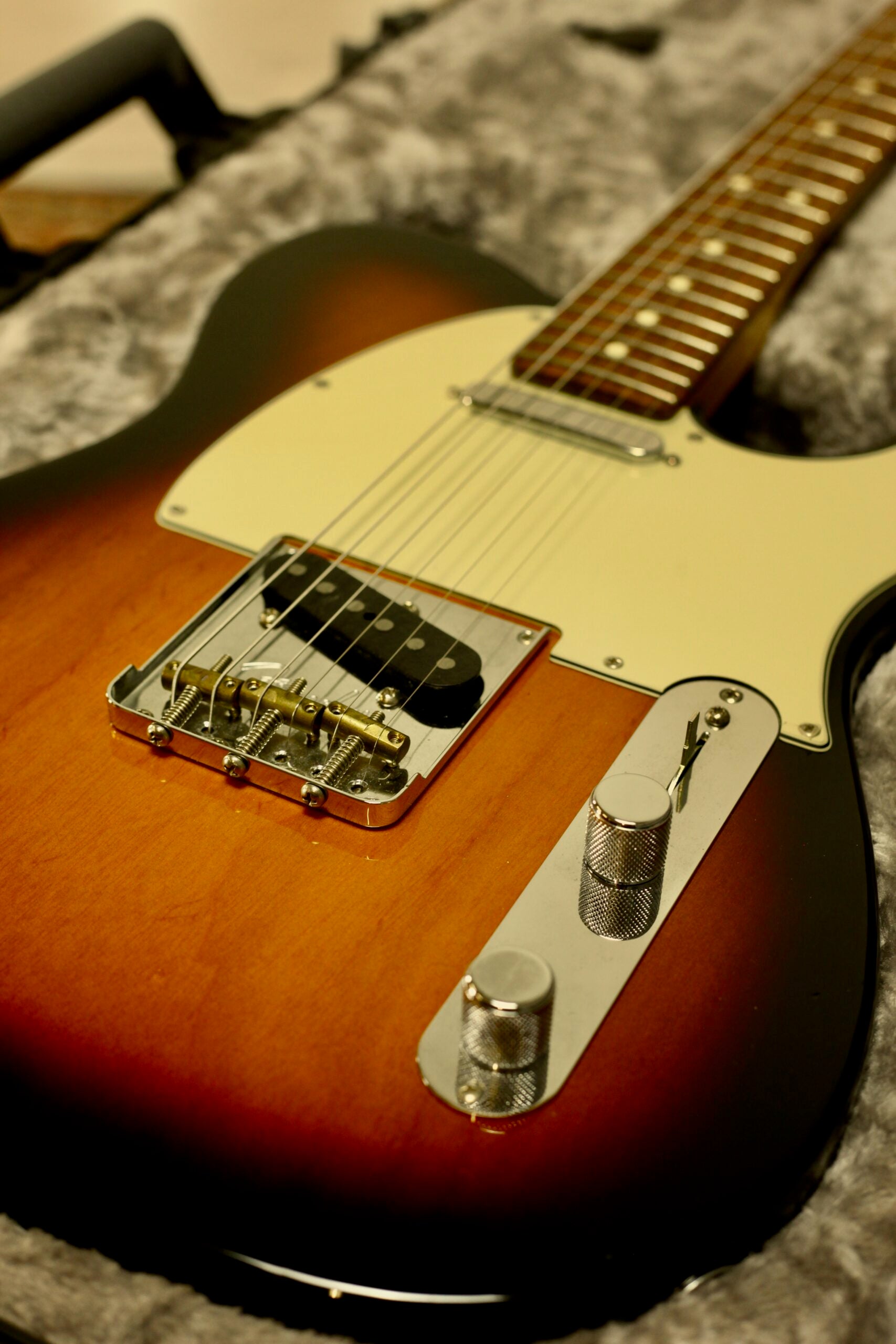 Fender American Pro Telecaster RW 2016 | 2-Color Sunburst