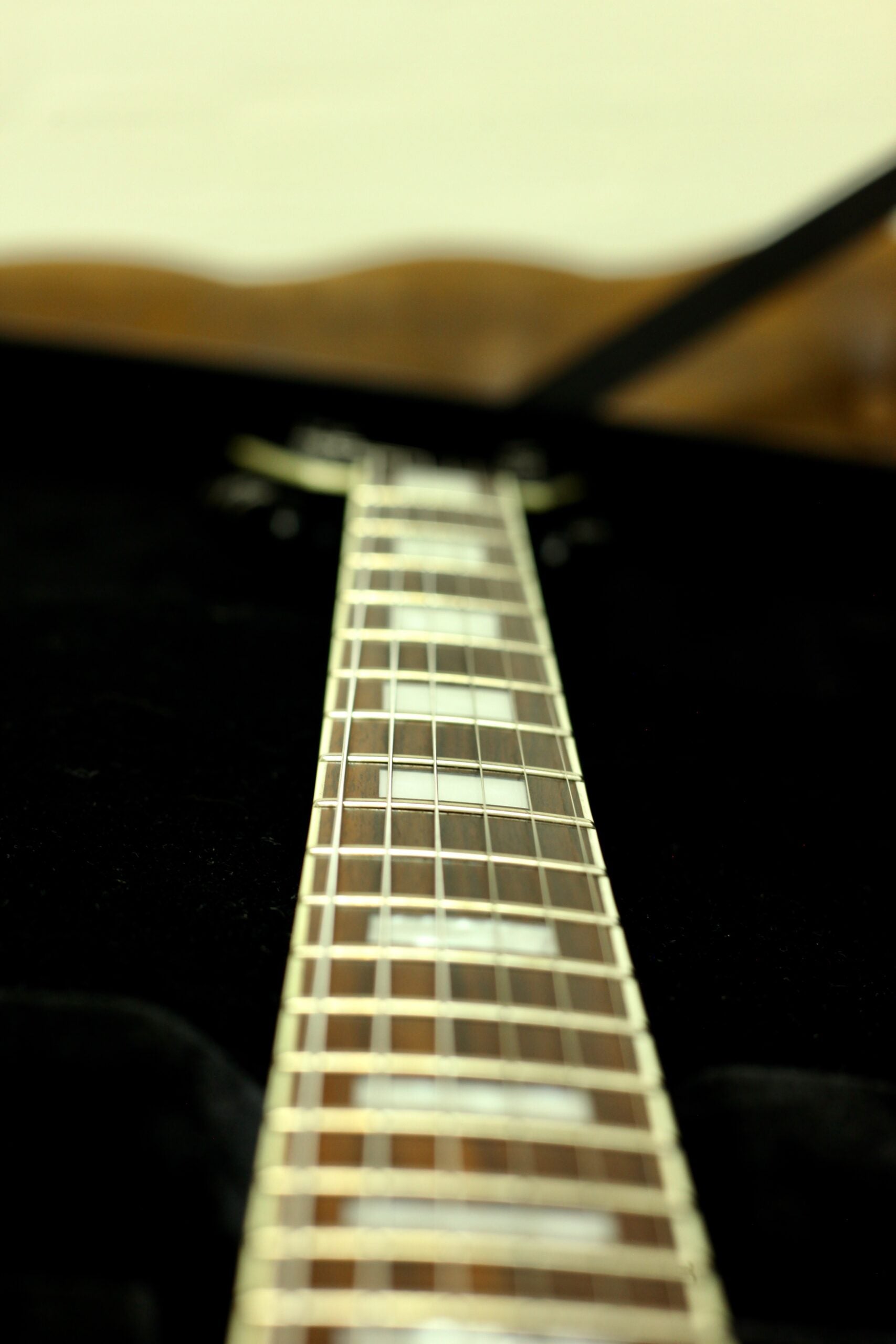 Dean Eric Peterson Old Skull V | Black