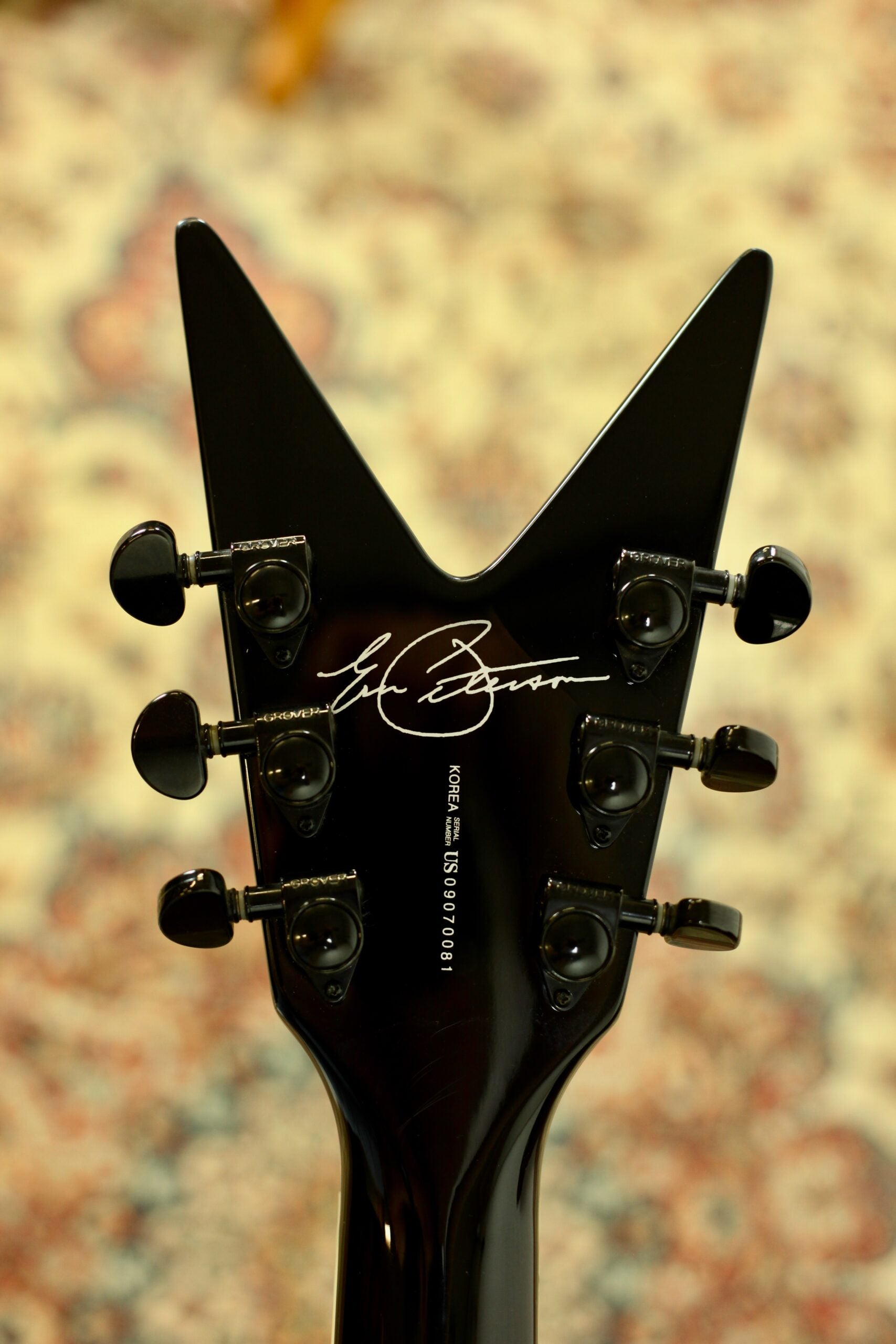 Dean Eric Peterson Old Skull V | Black