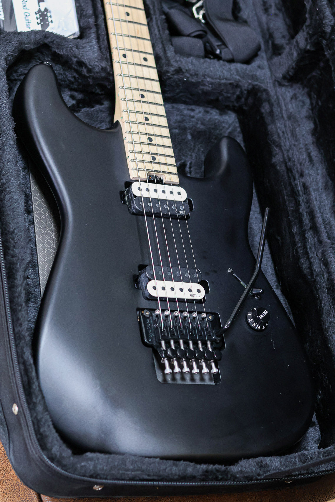 Charvel Jim Root Signature | Black