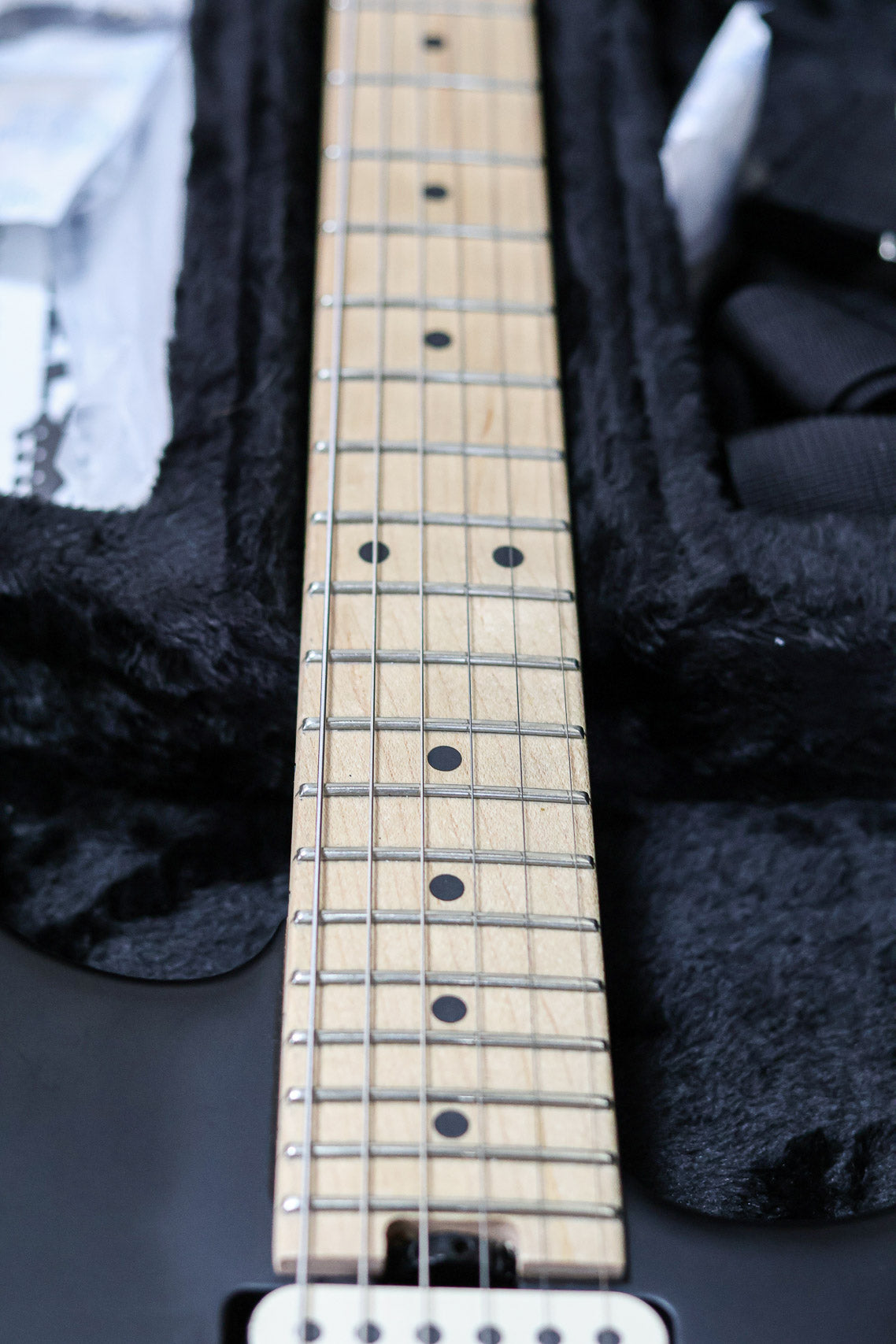 Charvel Jim Root Signature | Black