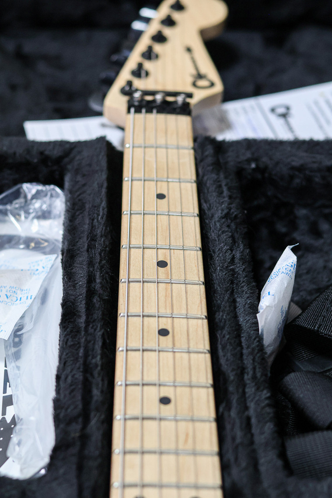 Charvel Jim Root Signature | Black