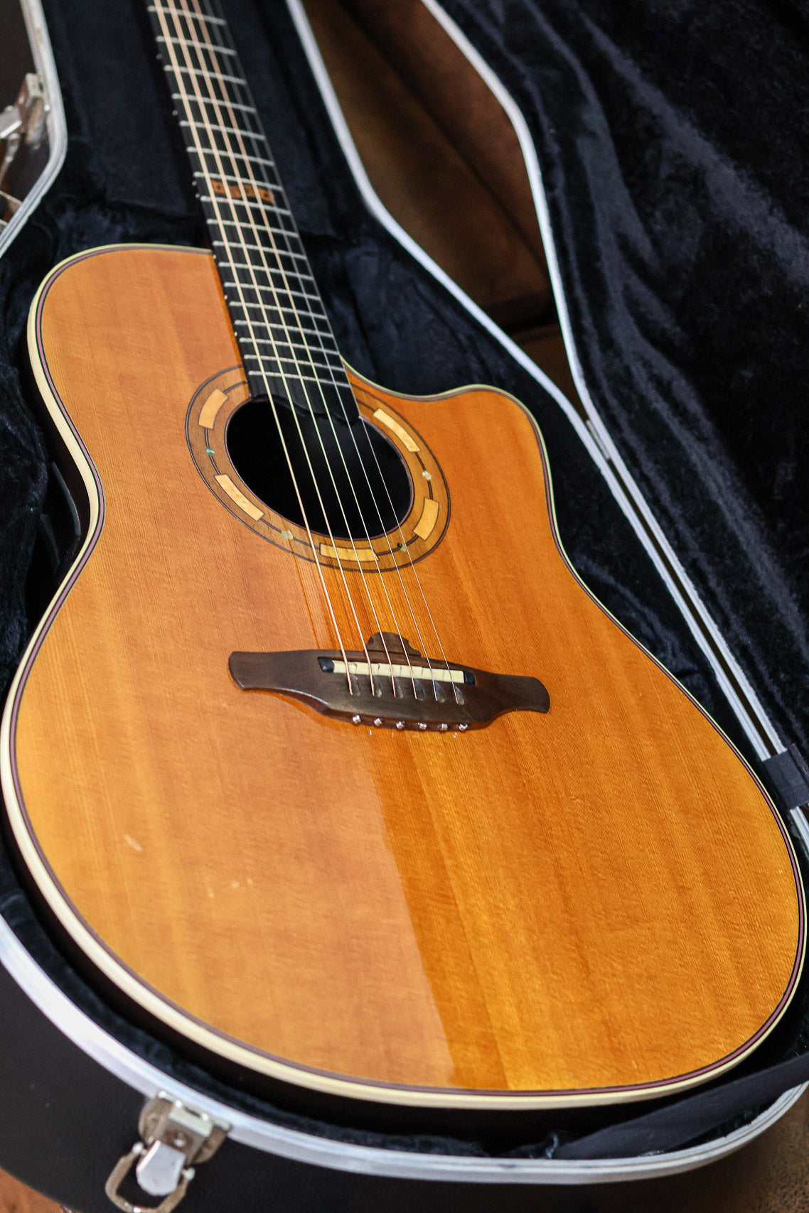 Ovation Collectors Series 95 1995 | Natural