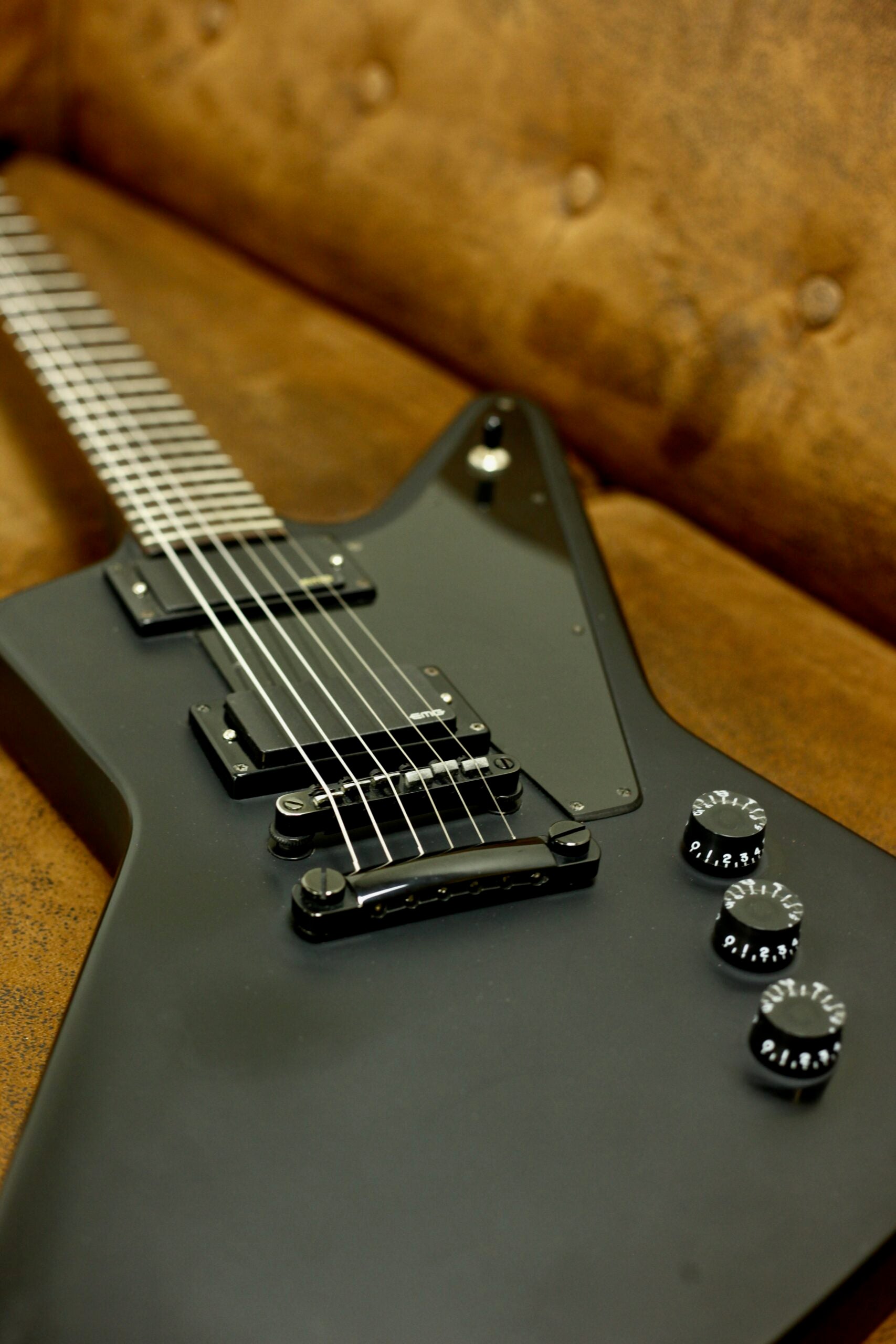 Epiphone Goth '58 Explorer | Pitch Black