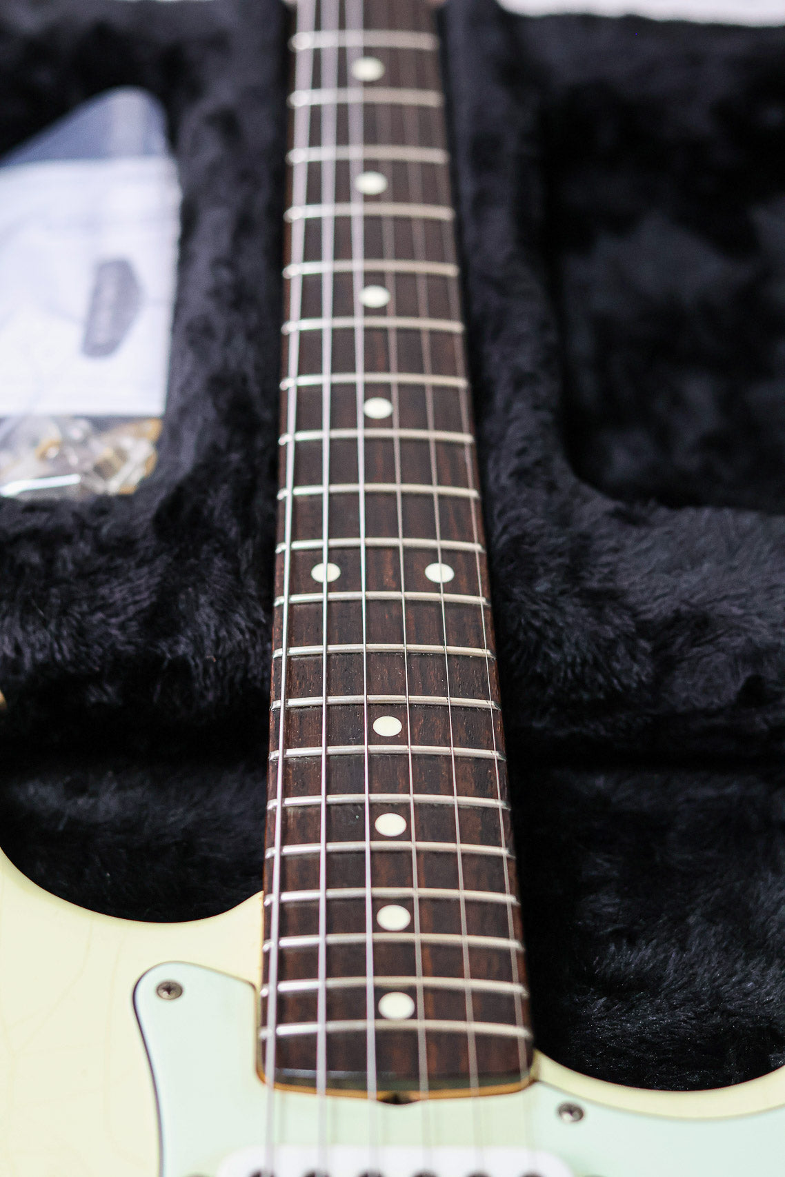 Del-Tone Stratocaster 00's | White