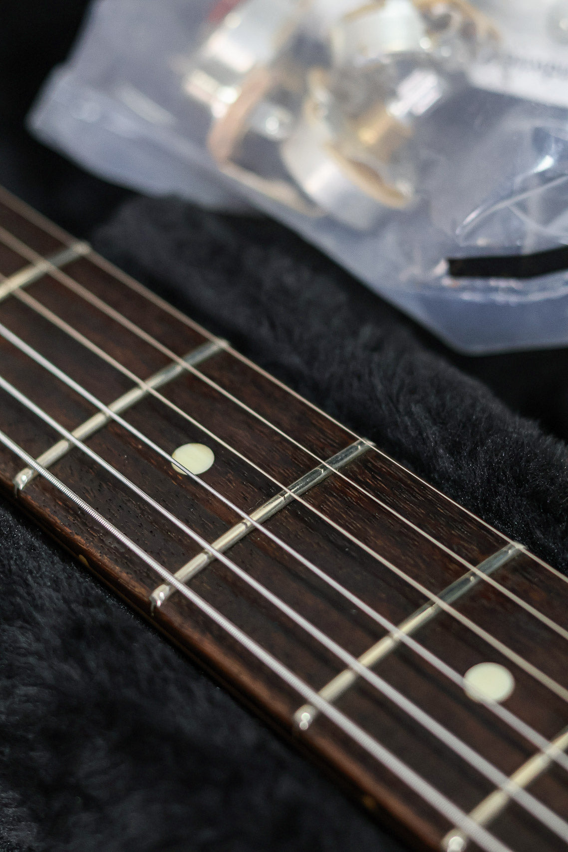 Del-Tone Stratocaster 00's | White