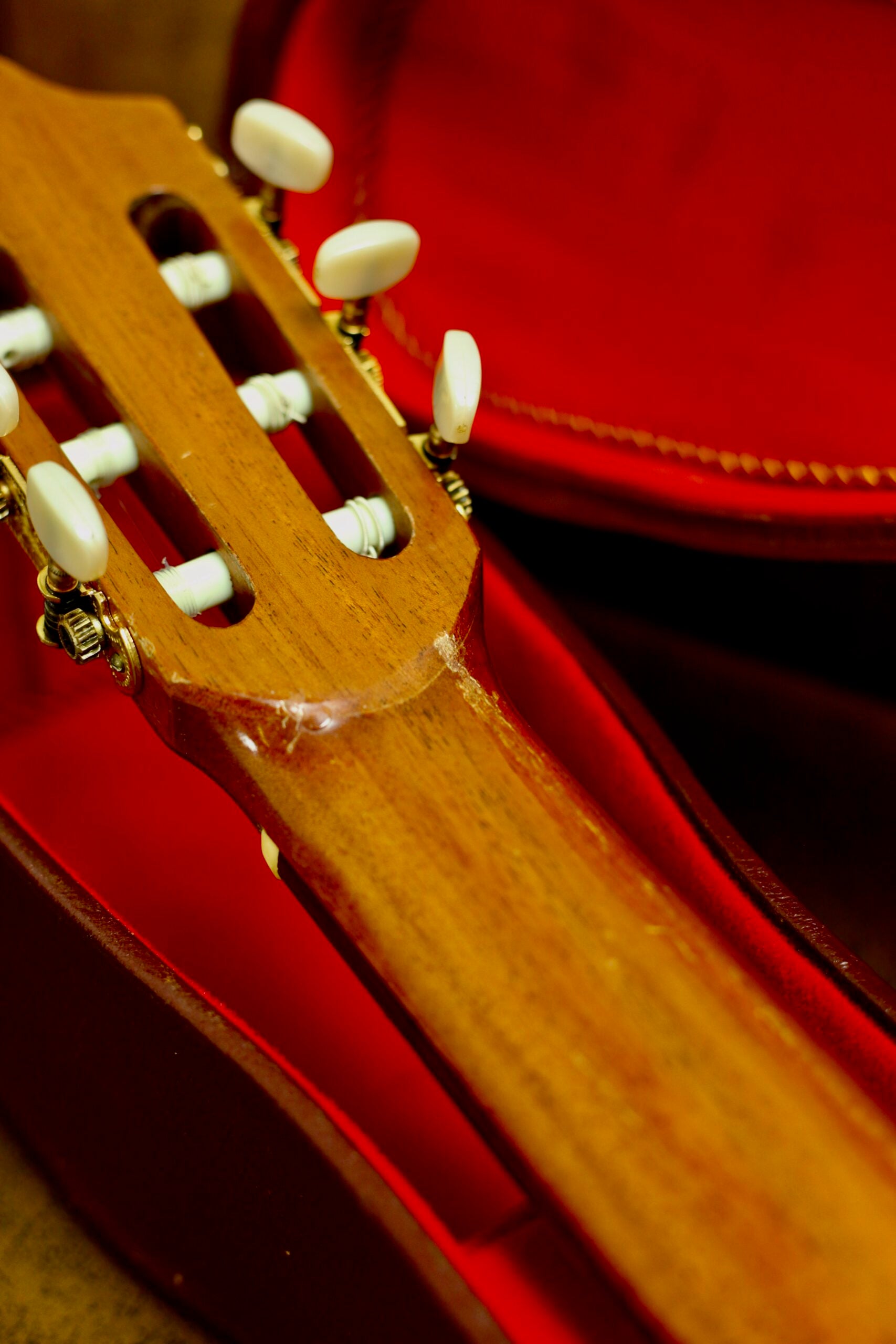 Gabriela Casas Classical (ca. 1975) | Spruce & Rosewood