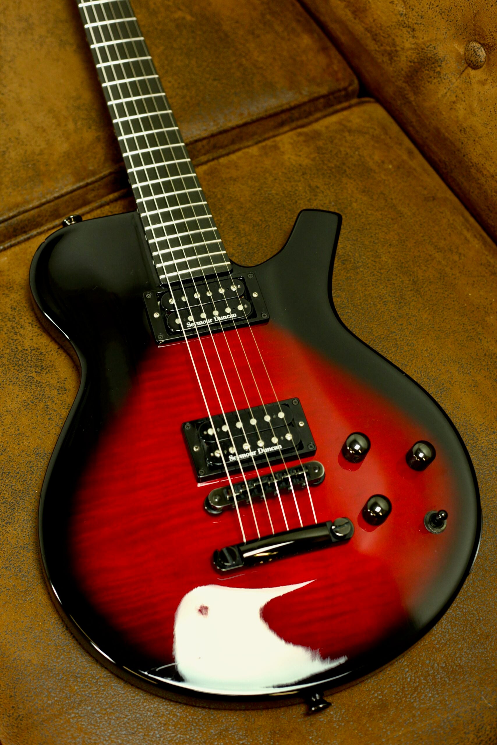 Parker Fly Mojo Single Cutaway | Transparent Cherry