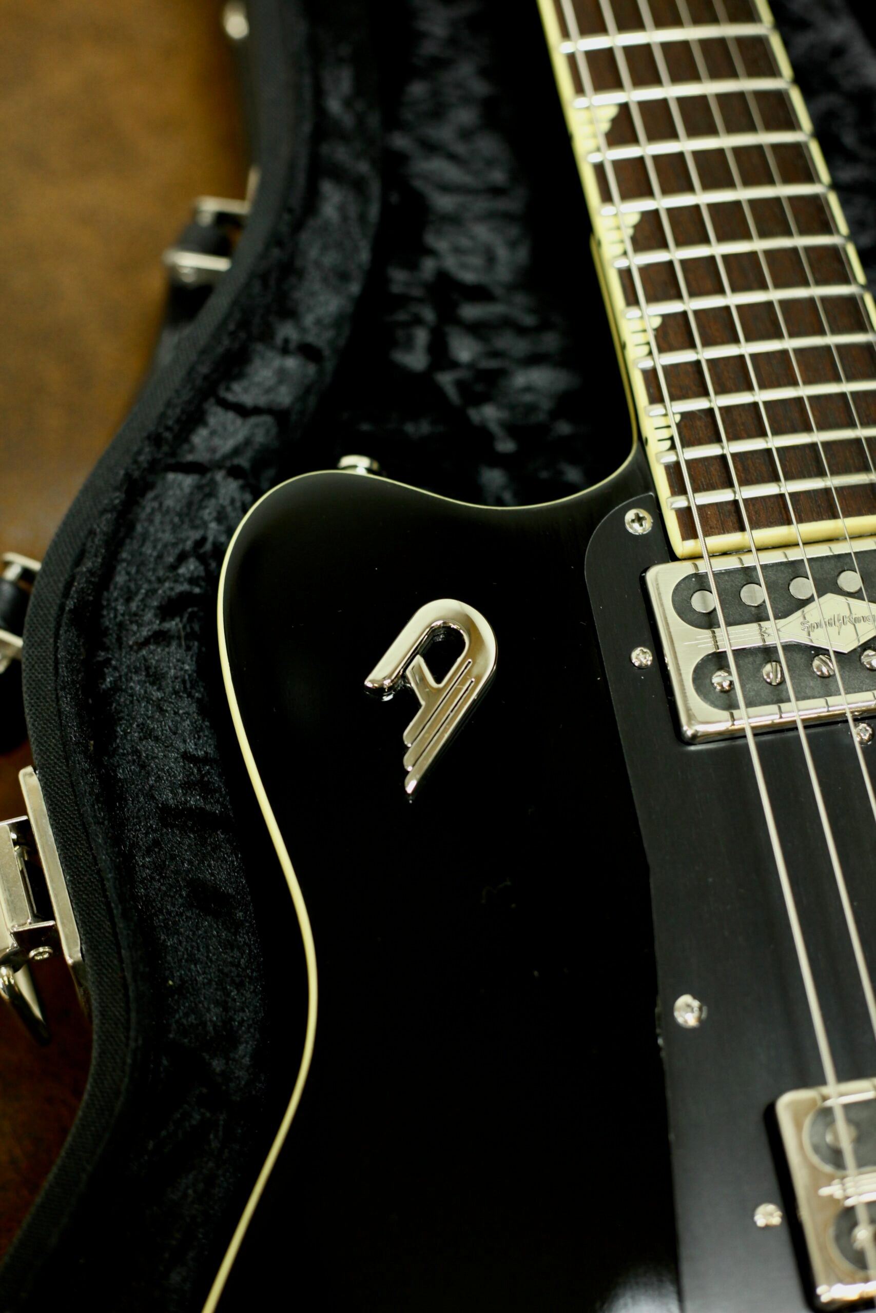 Duesenberg The Falken Tremolo | Black