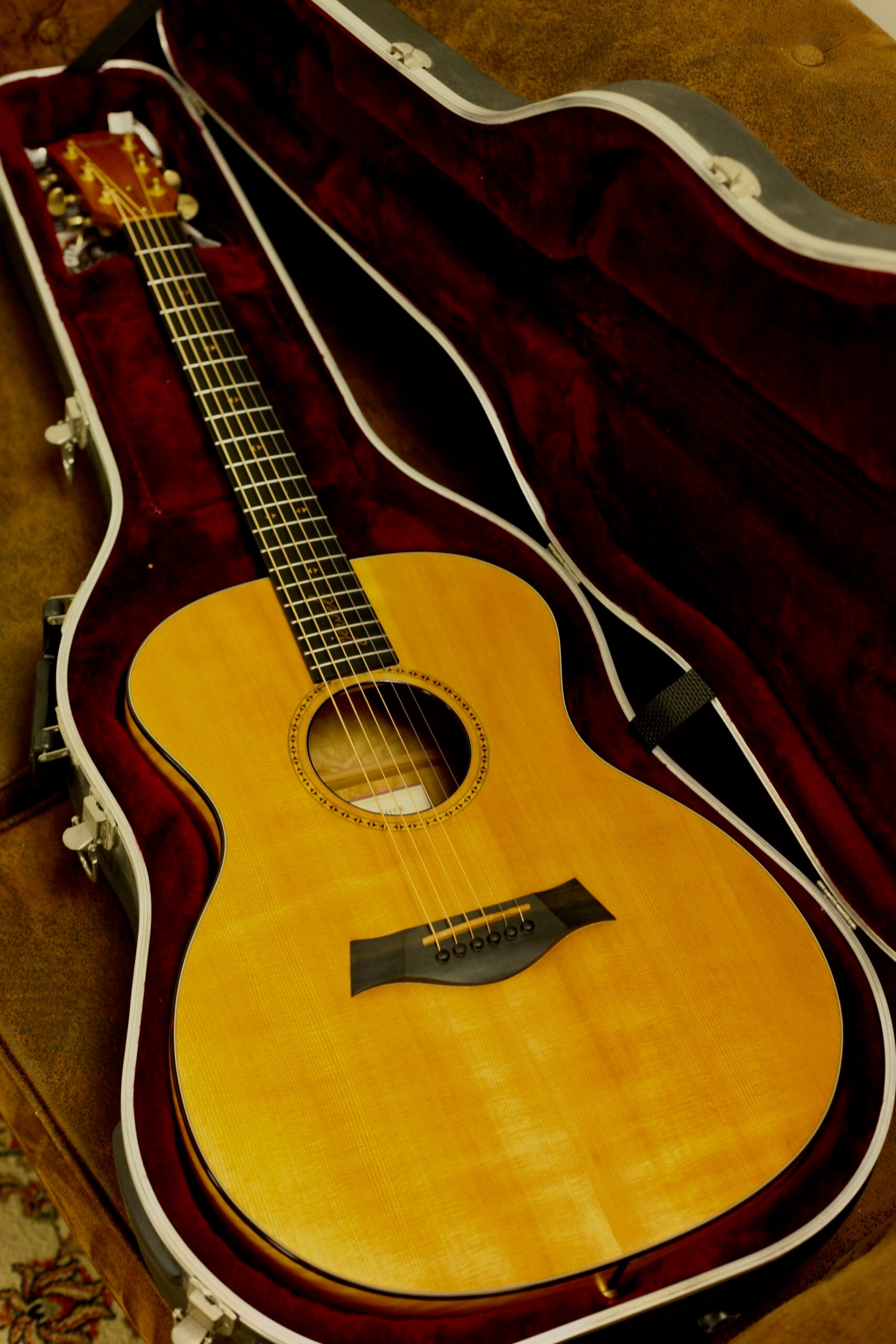 Taylor JKSM Jewel Kilcher Signature Model | Natural