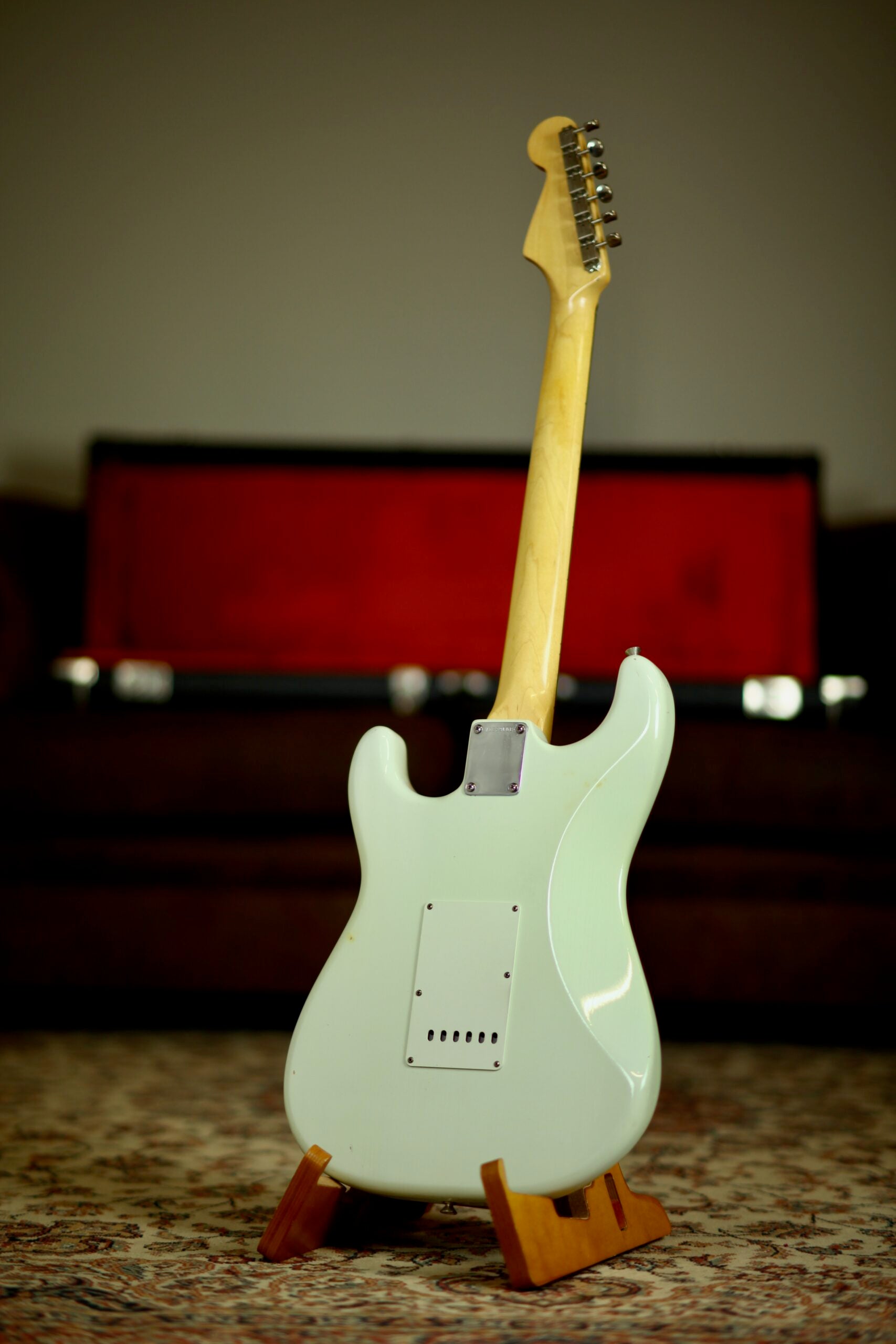 Fender American Vintage '65 Stratocaster Re-Issue | Olympic White