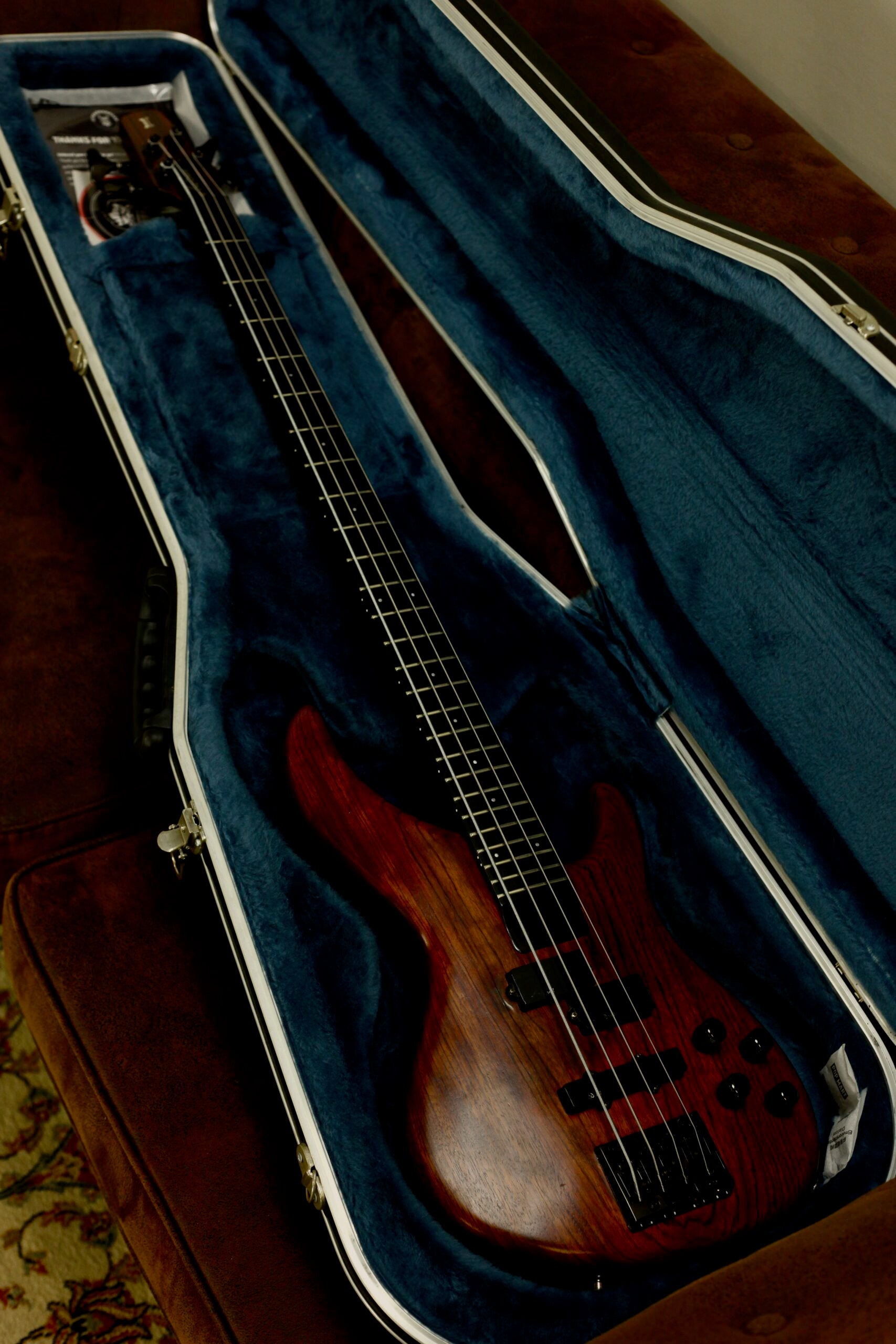 Aria Pro II Integra Series Bass | Walnut Satin