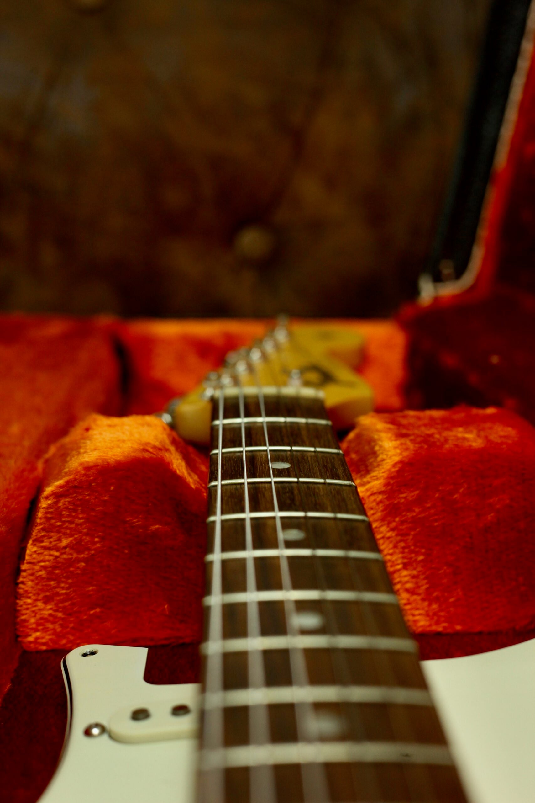 Fender American Vintage '65 Stratocaster Re-Issue | Olympic White