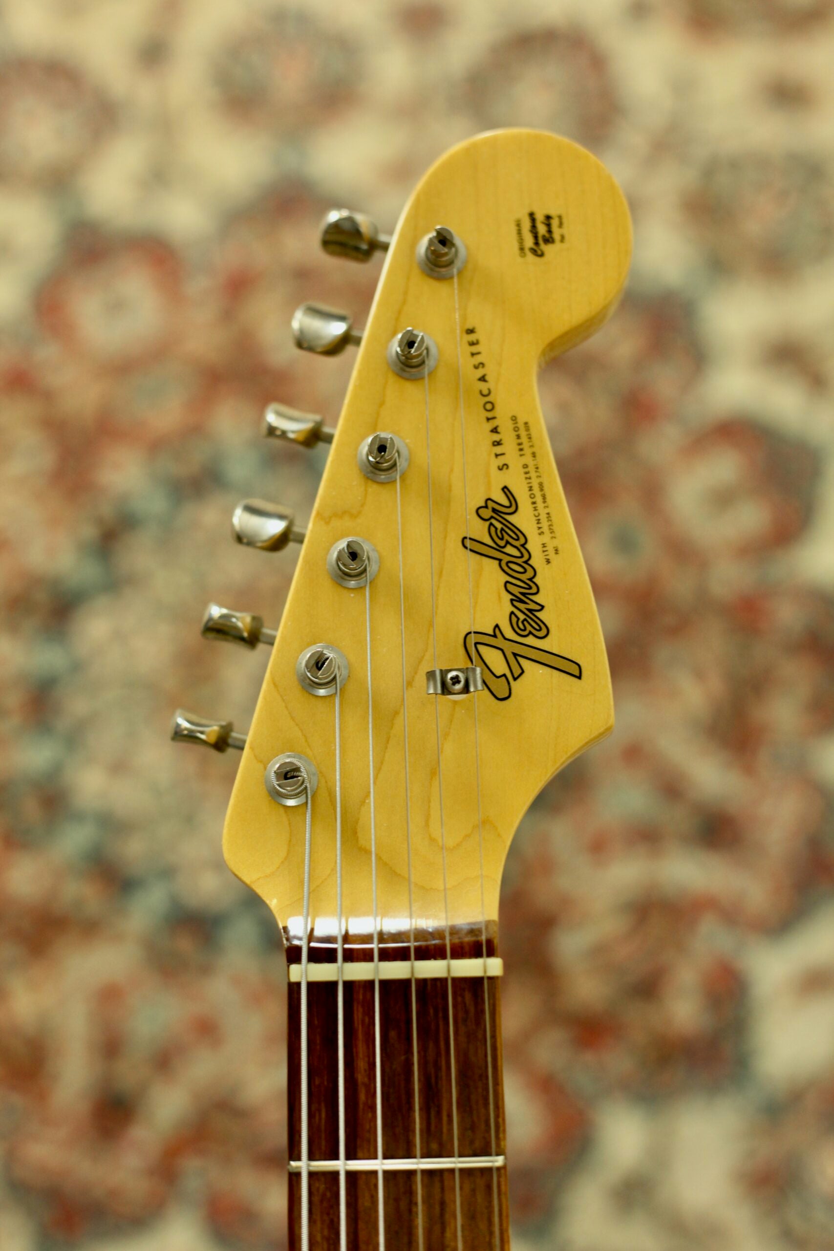 Fender American Vintage '65 Stratocaster Re-Issue | Olympic White