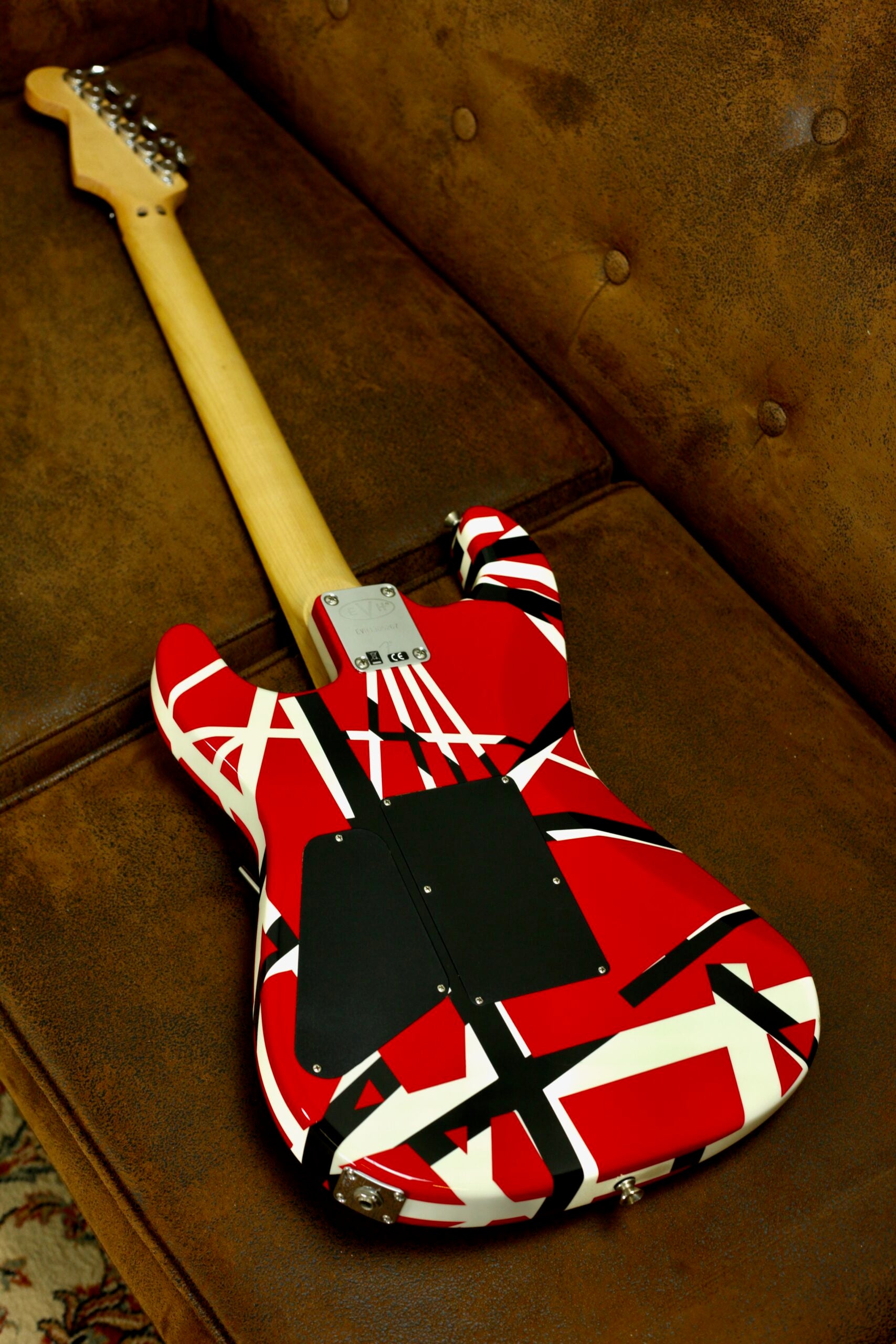 EVH Stripe Series | Red Black