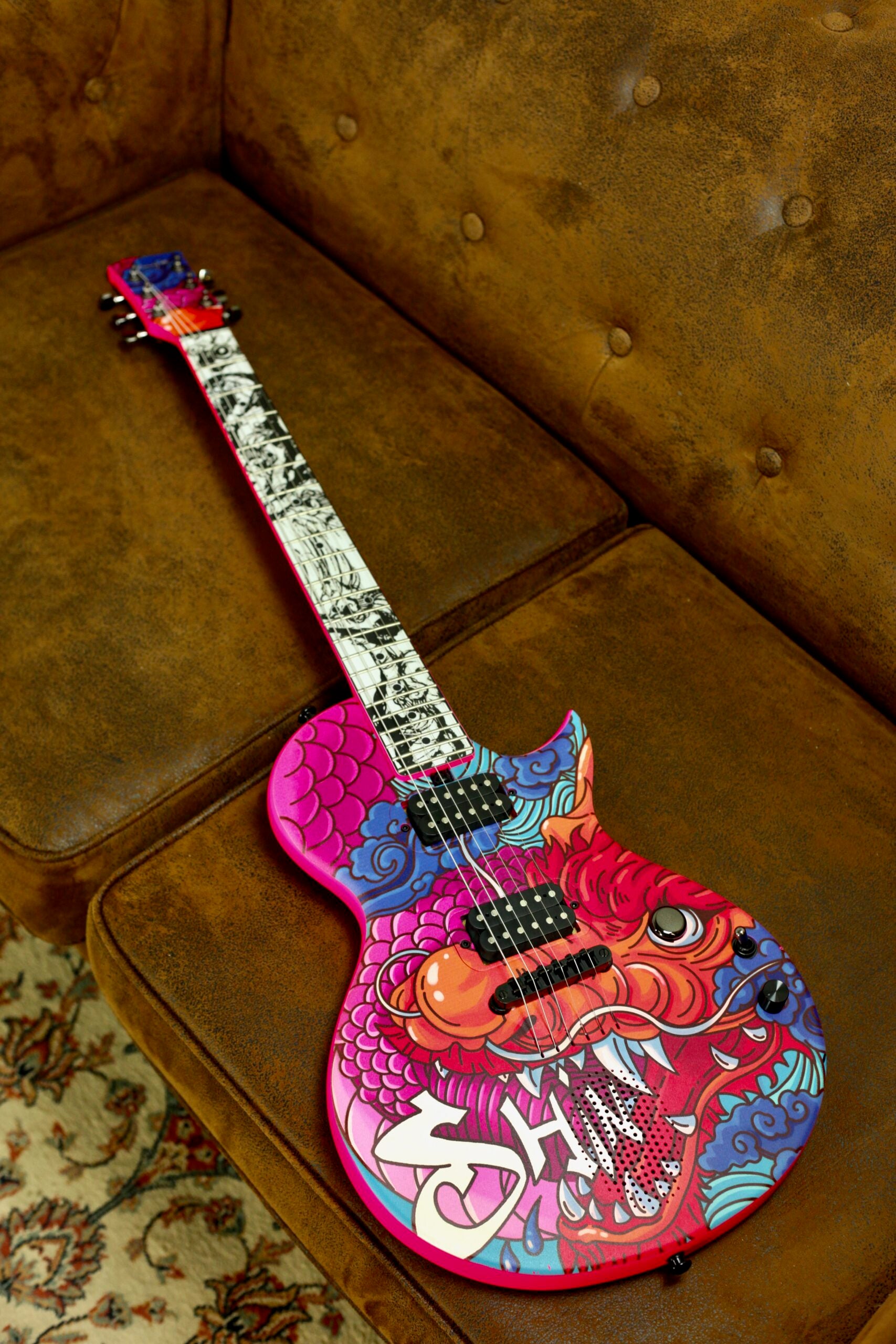 Enya Shinichi Kobayashi Signature Loong Nova Go Sonic | Pink