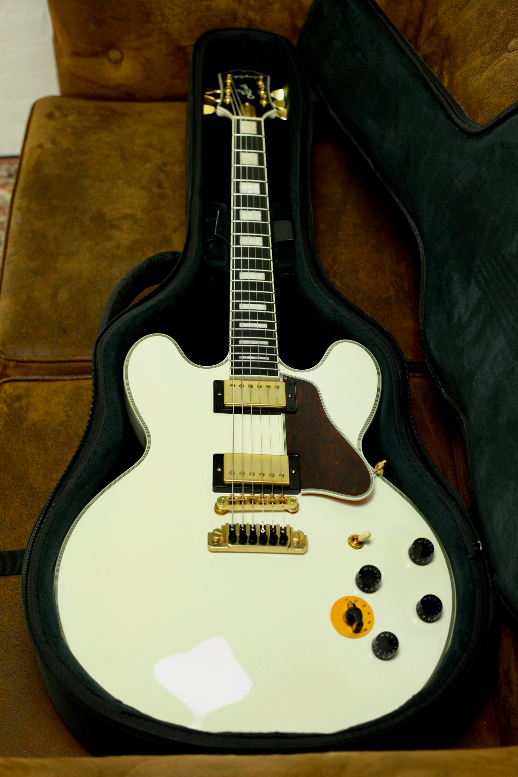 Epiphone BB King Lucille | Bone White