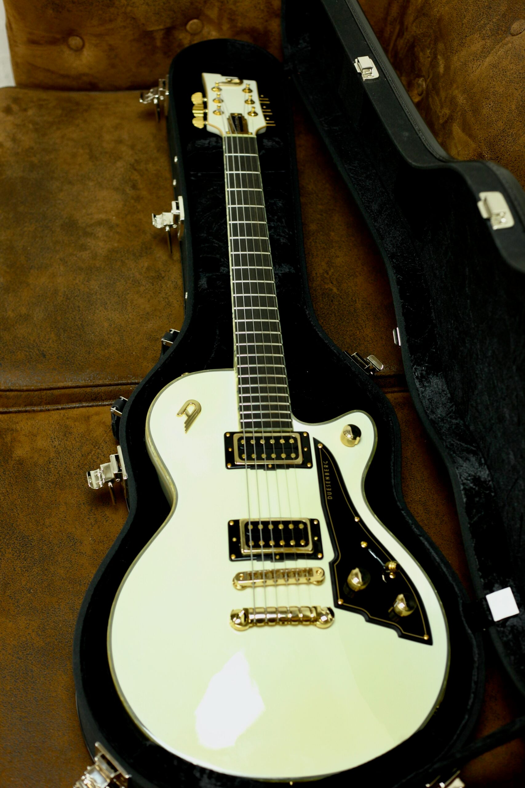 Duesenberg Fantom 2025 | Aged White
