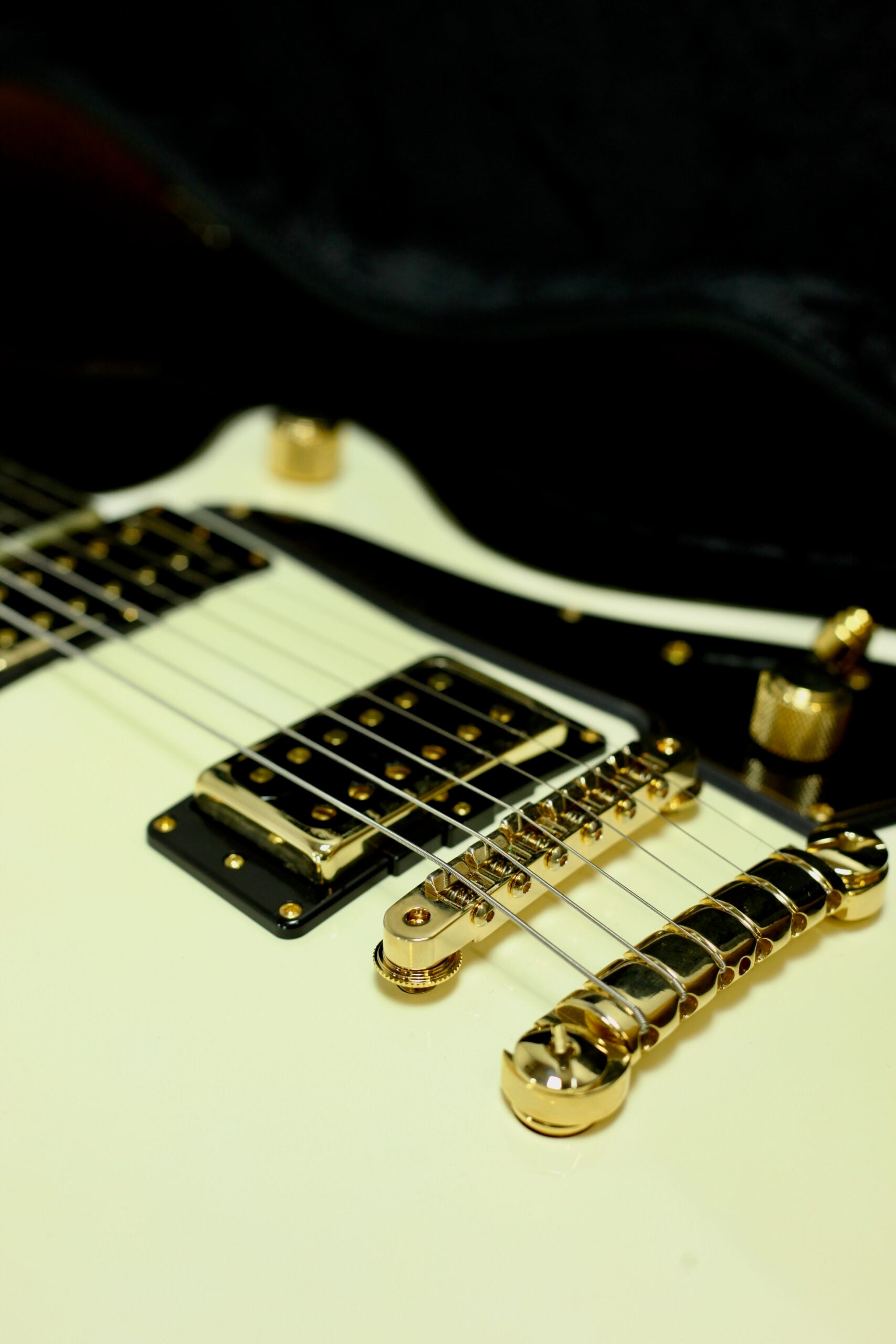Duesenberg Fantom 2025 | Aged White
