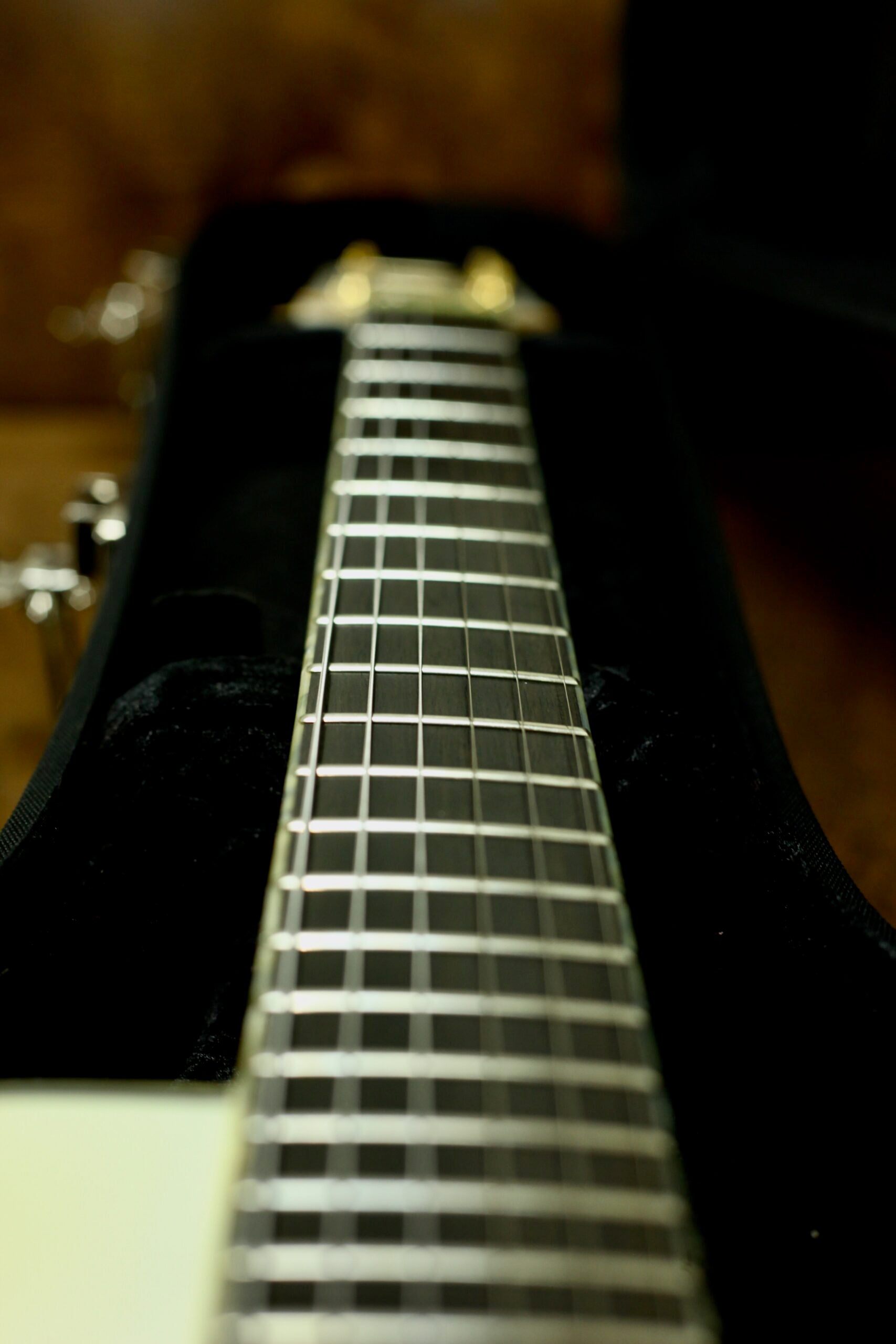 Duesenberg Fantom 2025 | Aged White