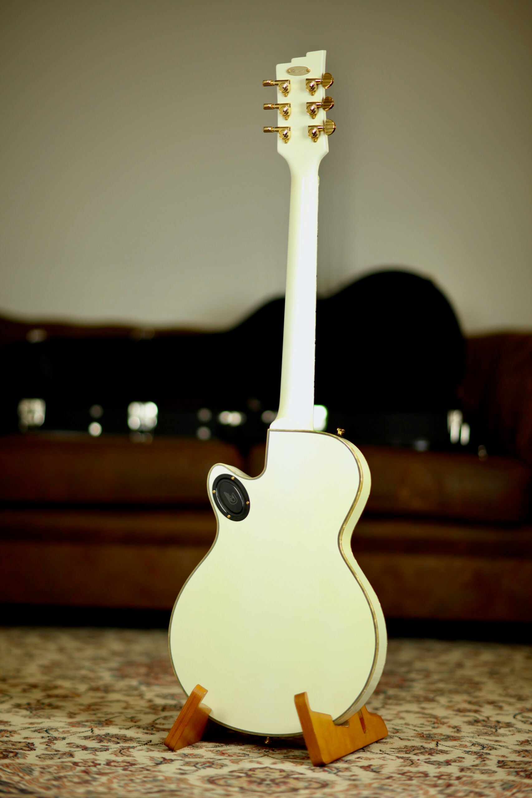 Duesenberg Fantom 2025 | Aged White