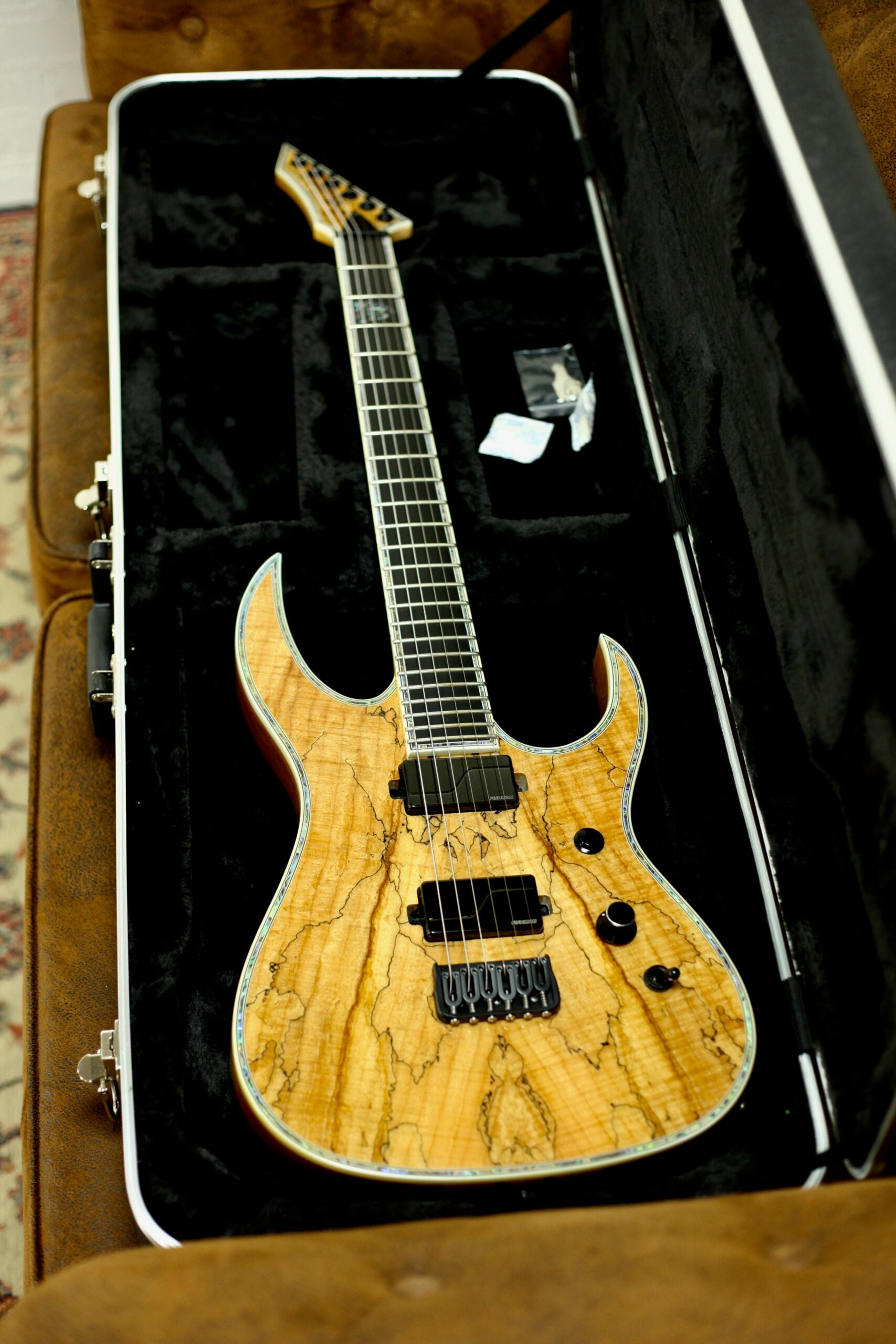 BC Rich Shredzilla Prophecy Exotic | Transparent