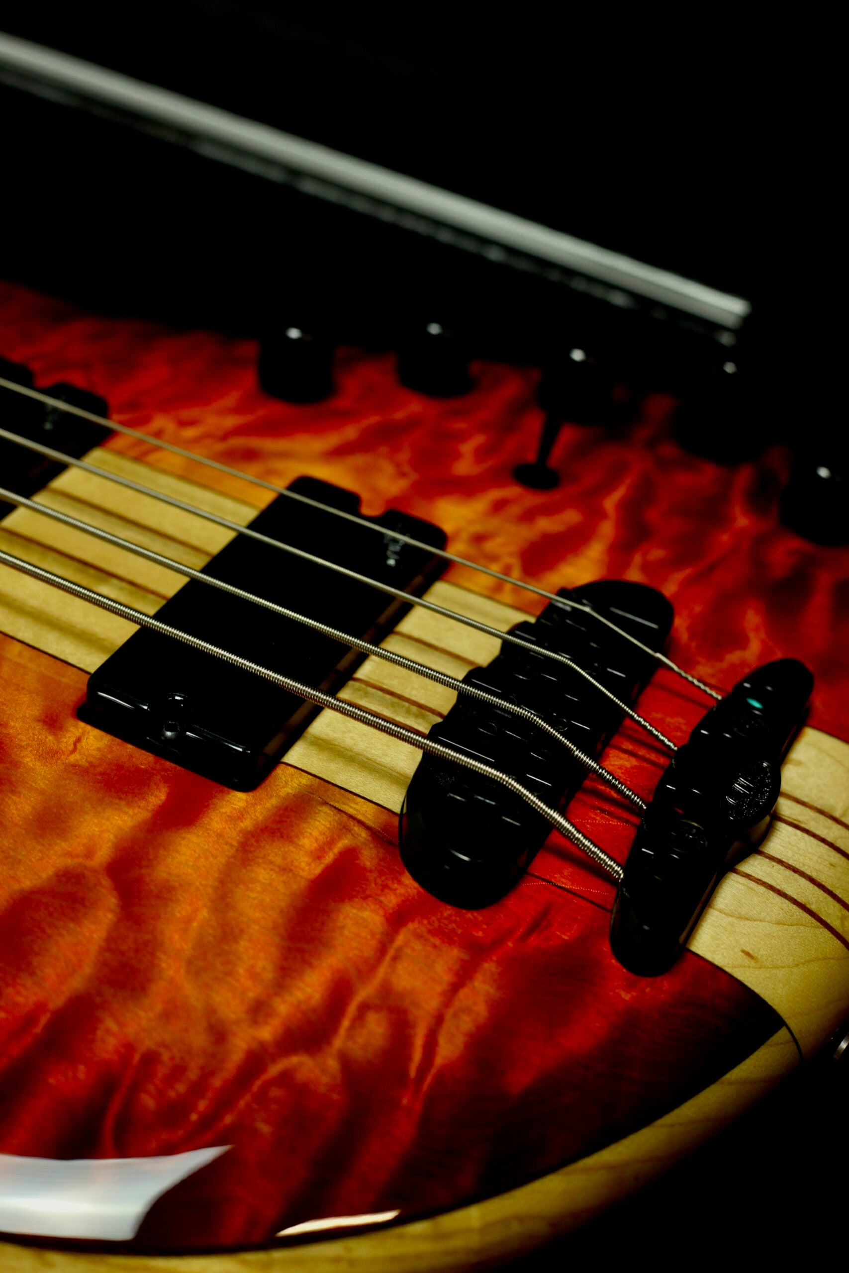 Mayones Patriot 4 Custom Aguilar AAAA | Quilted Maple