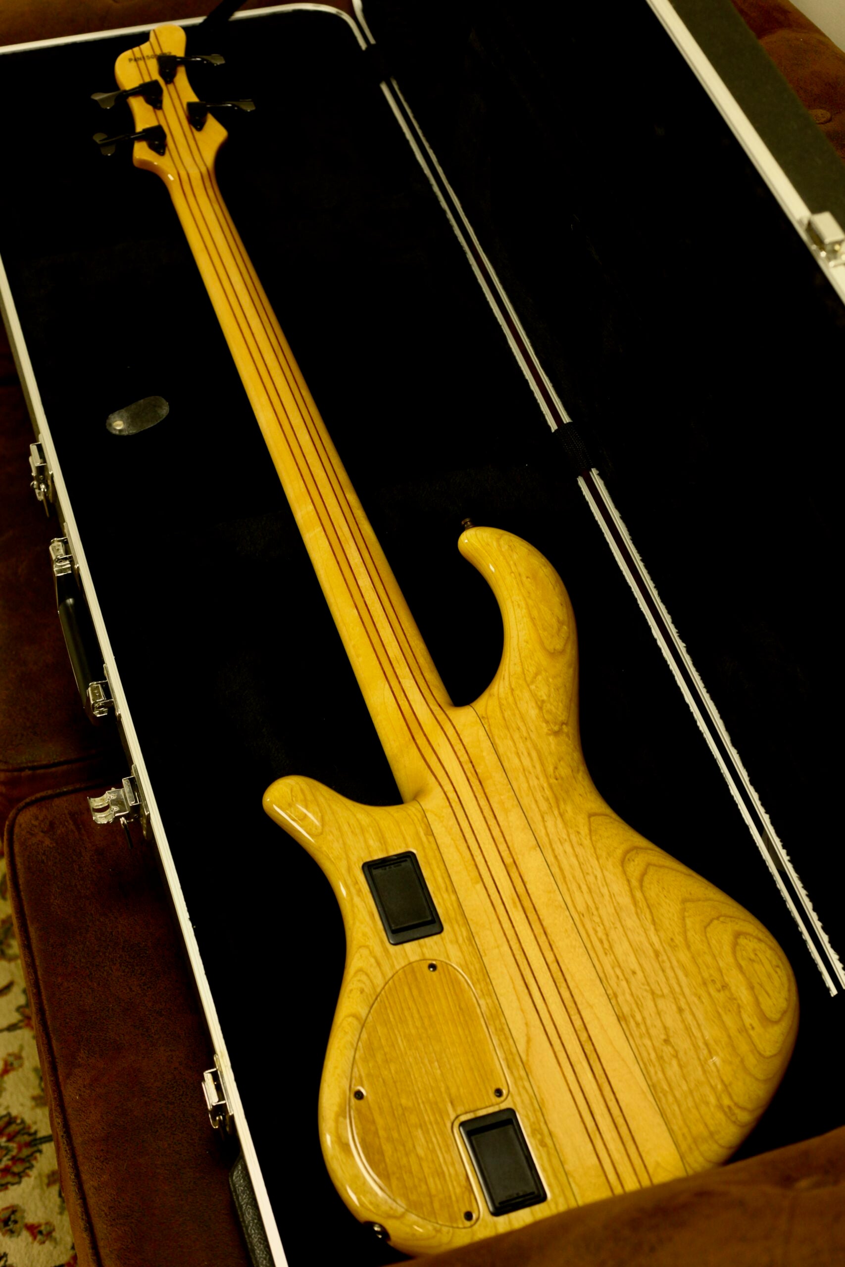 Mayones Patriot 4 Custom Aguilar AAAA | Quilted Maple