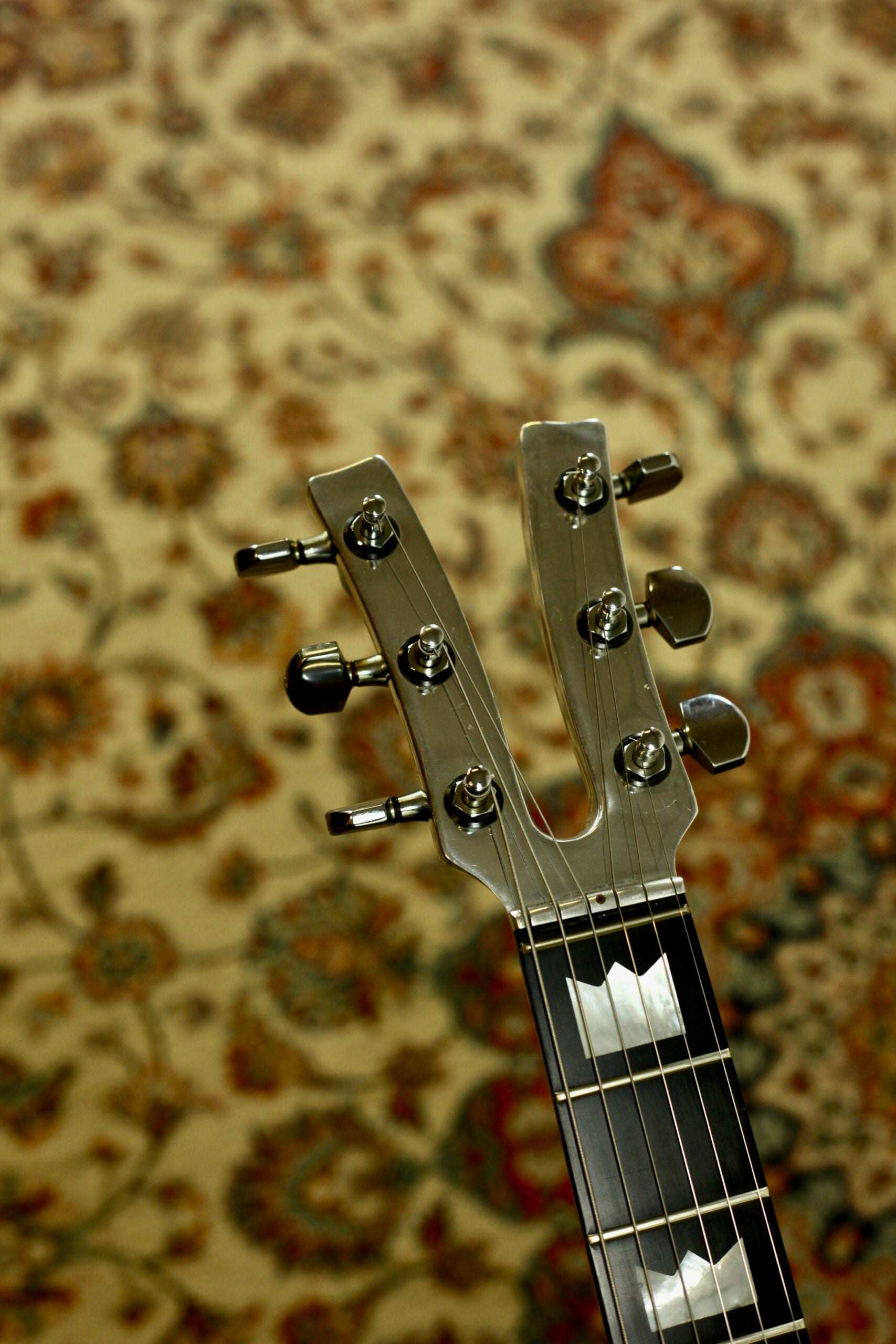 Kramer 650G “Artist” USA (1978) | Walnut Alembic