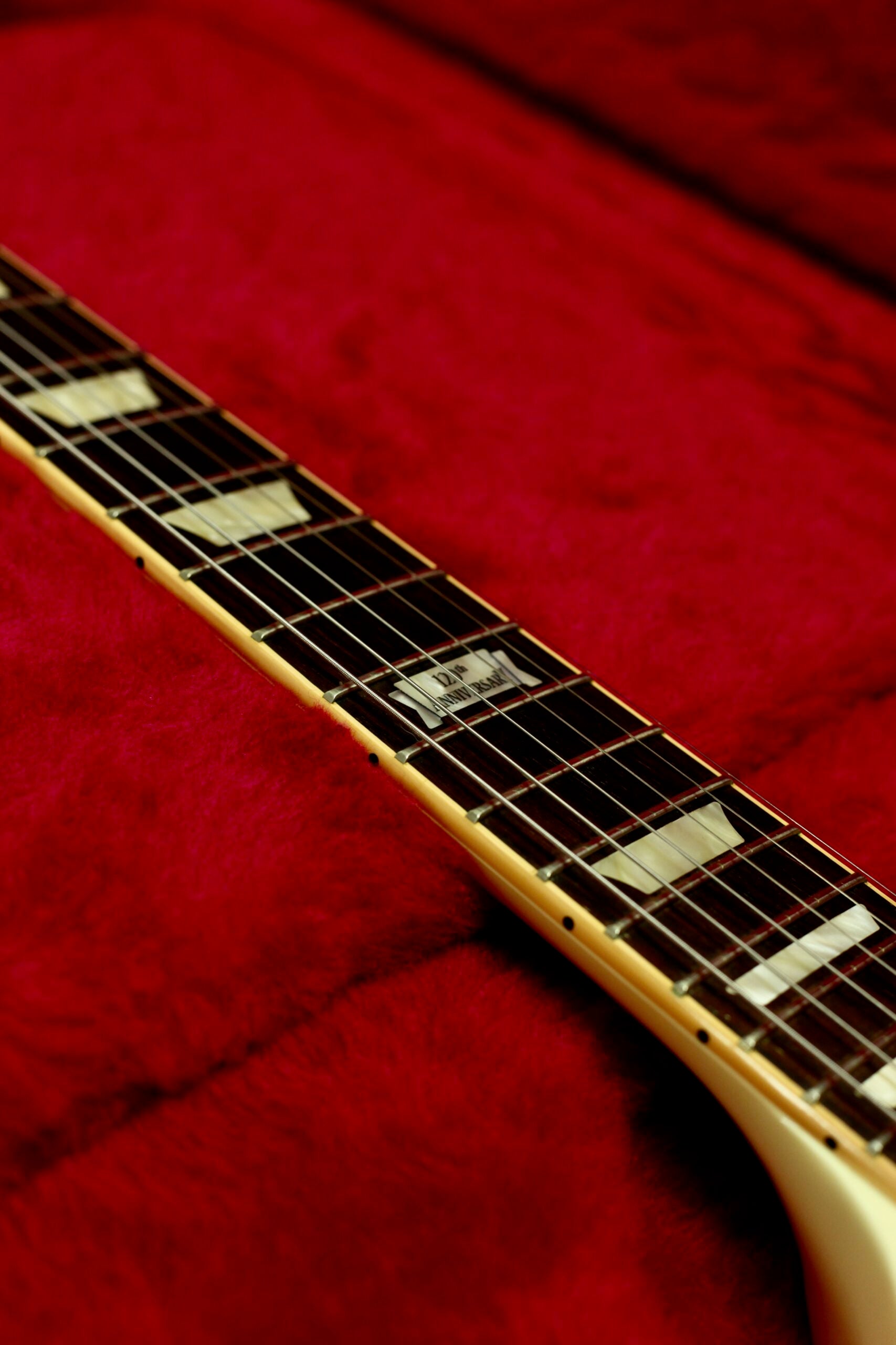 Gibson Firebird V 120th Anniversary 2014 | Vintage White