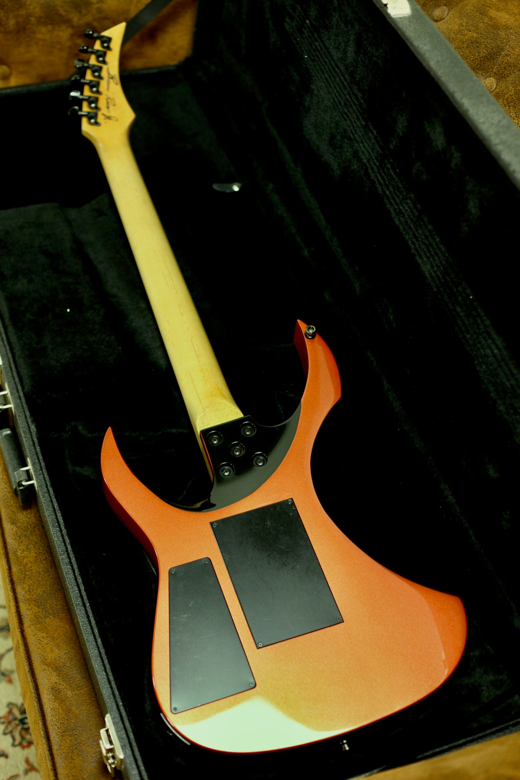 Bernie Rico Jr (BC Rich) Hesperian USA Custom | Bloodburst