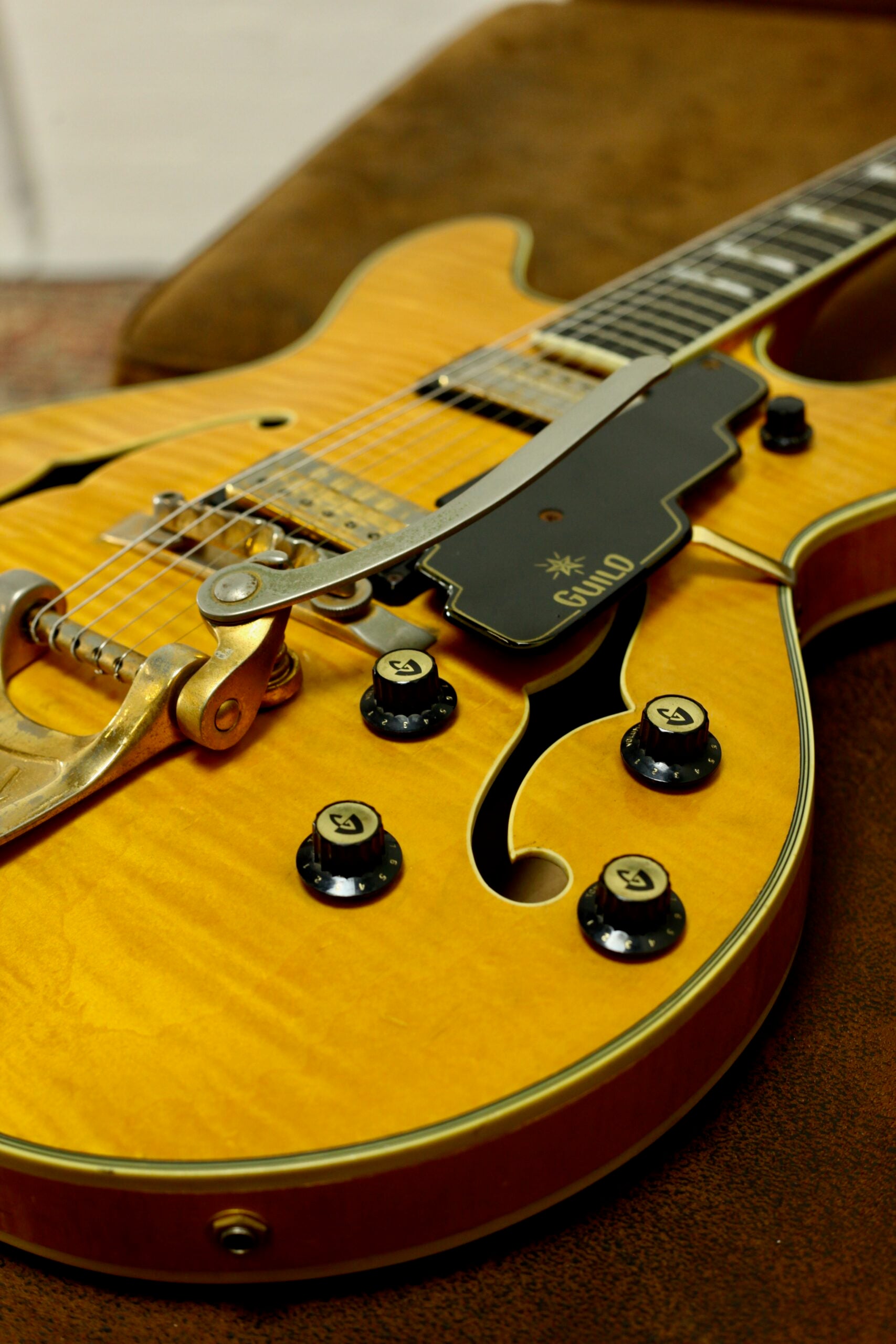 Guild Starfire VI 1965 | Blonde